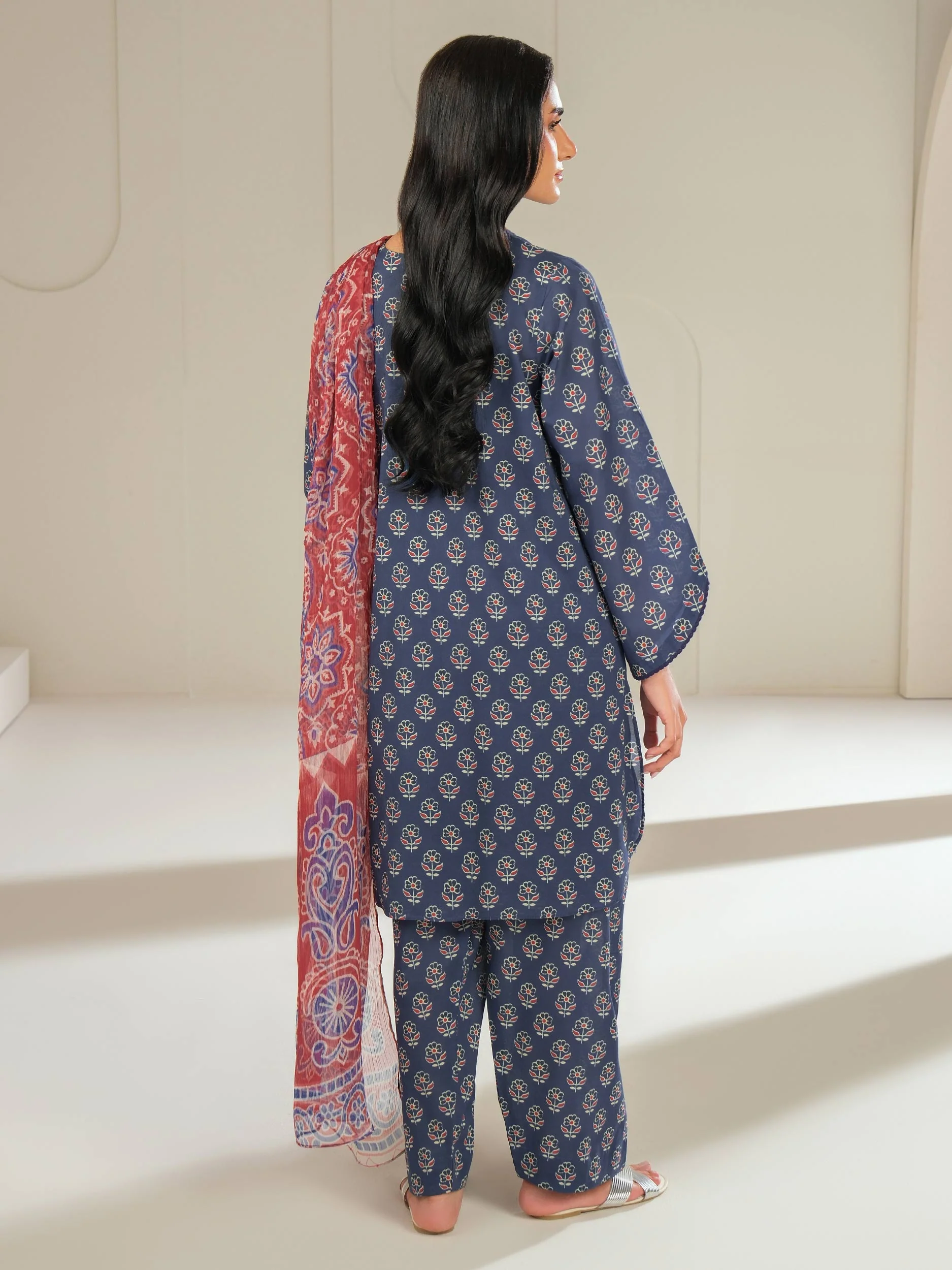 3 Piece Lawn Suit-Printed (Unstitched) - Image 4