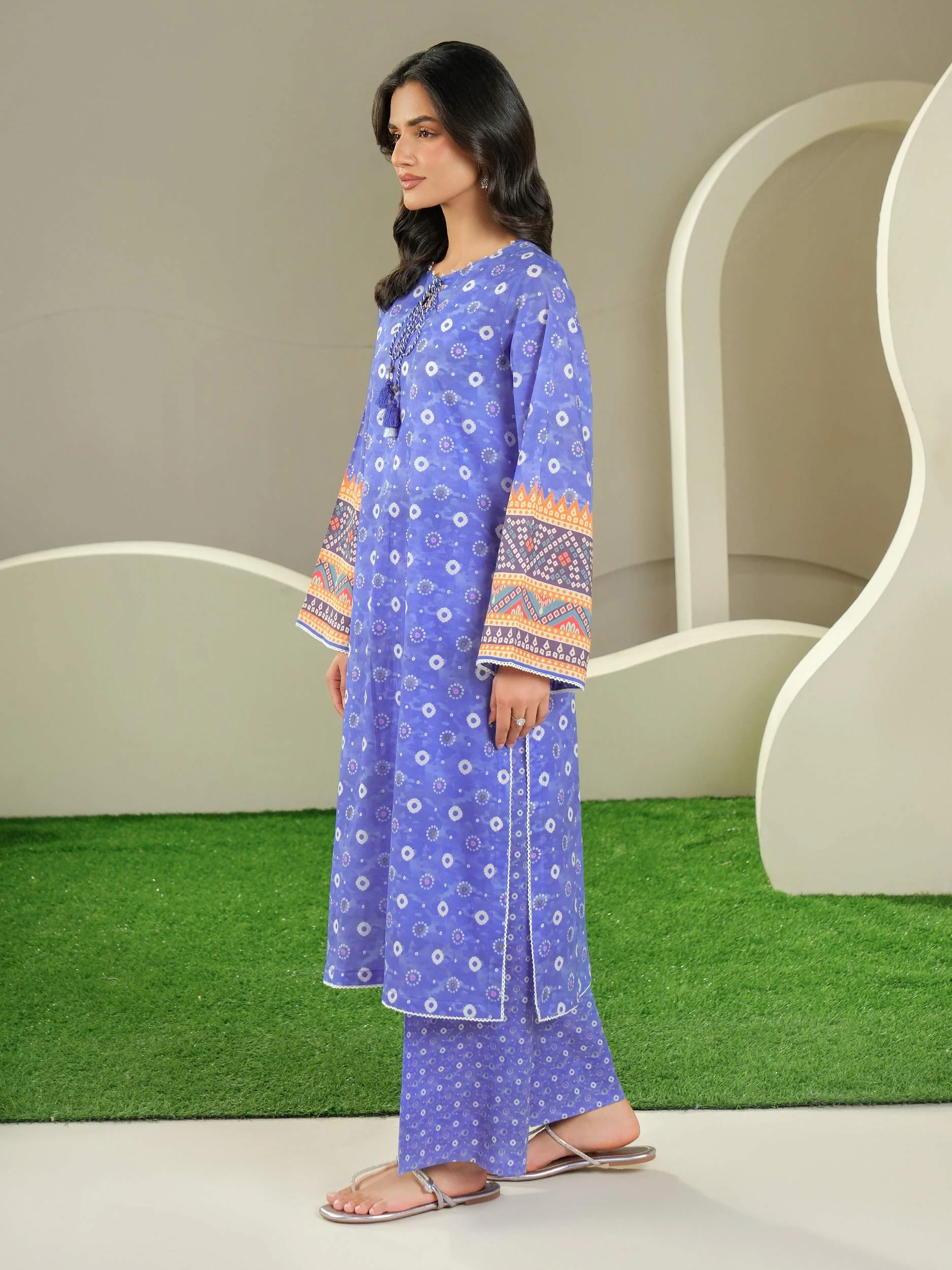 2 Piece Lawn Suit-Printed (Unstitched) - Image 3
