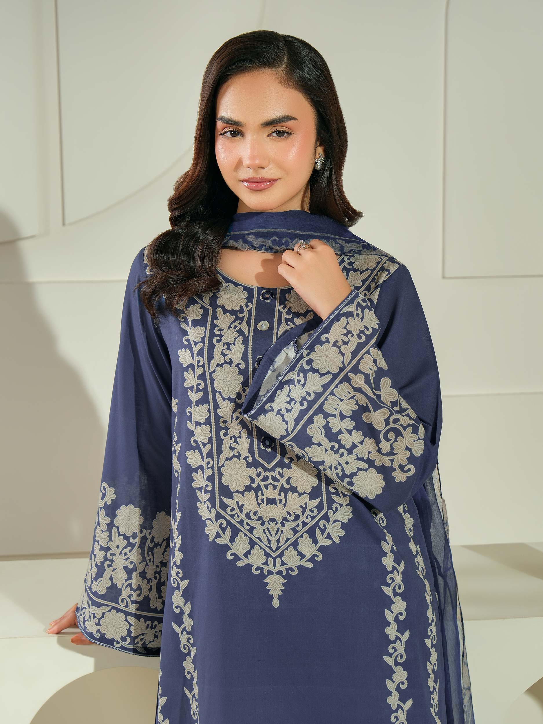 3 Piece Lawn Suit-Printed (Unstitched) - Image 4