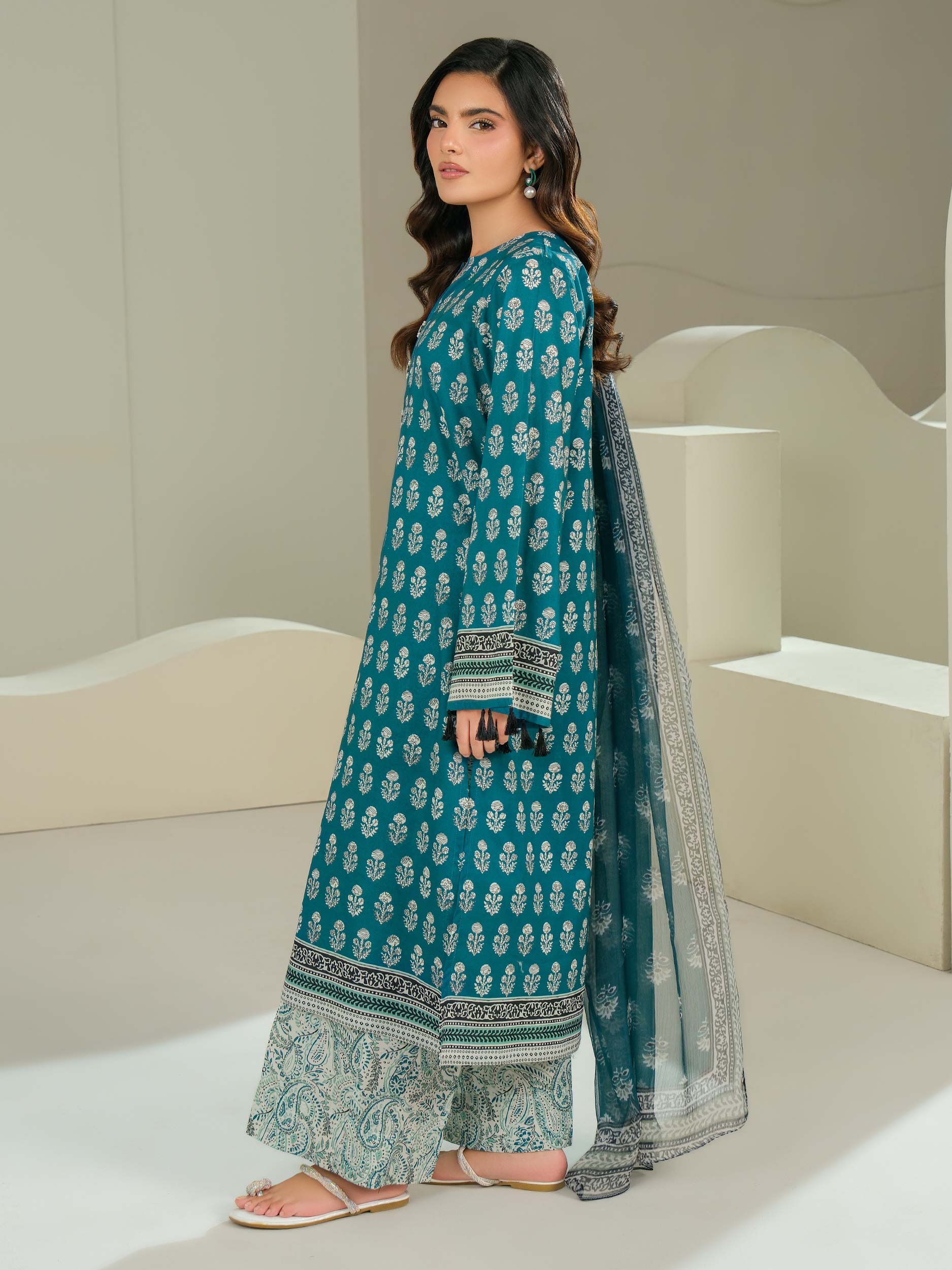 3 Piece Lawn Suit-Printed (Unstitched) - Image 4