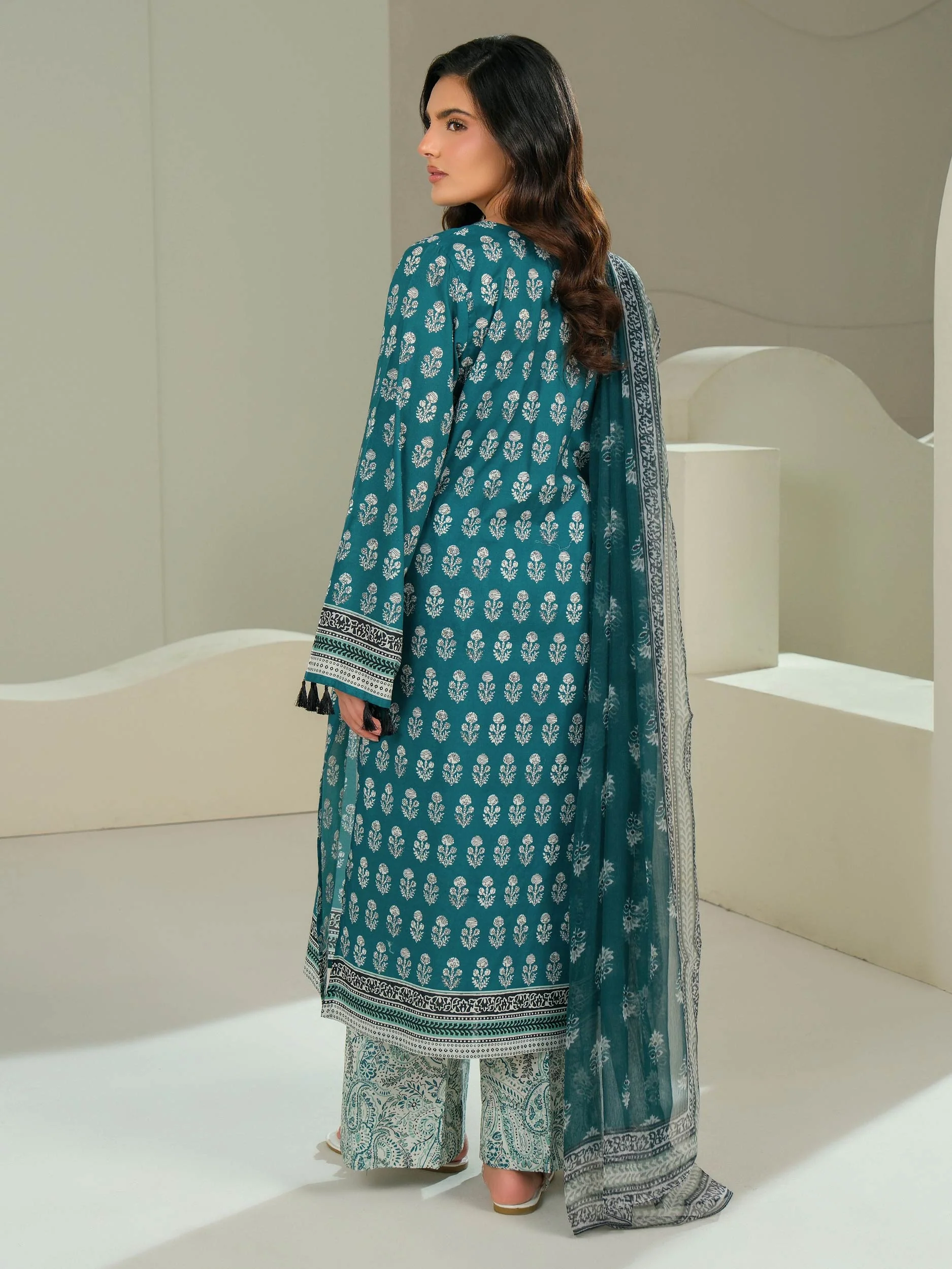 3 Piece Lawn Suit-Printed (Unstitched) - Image 5