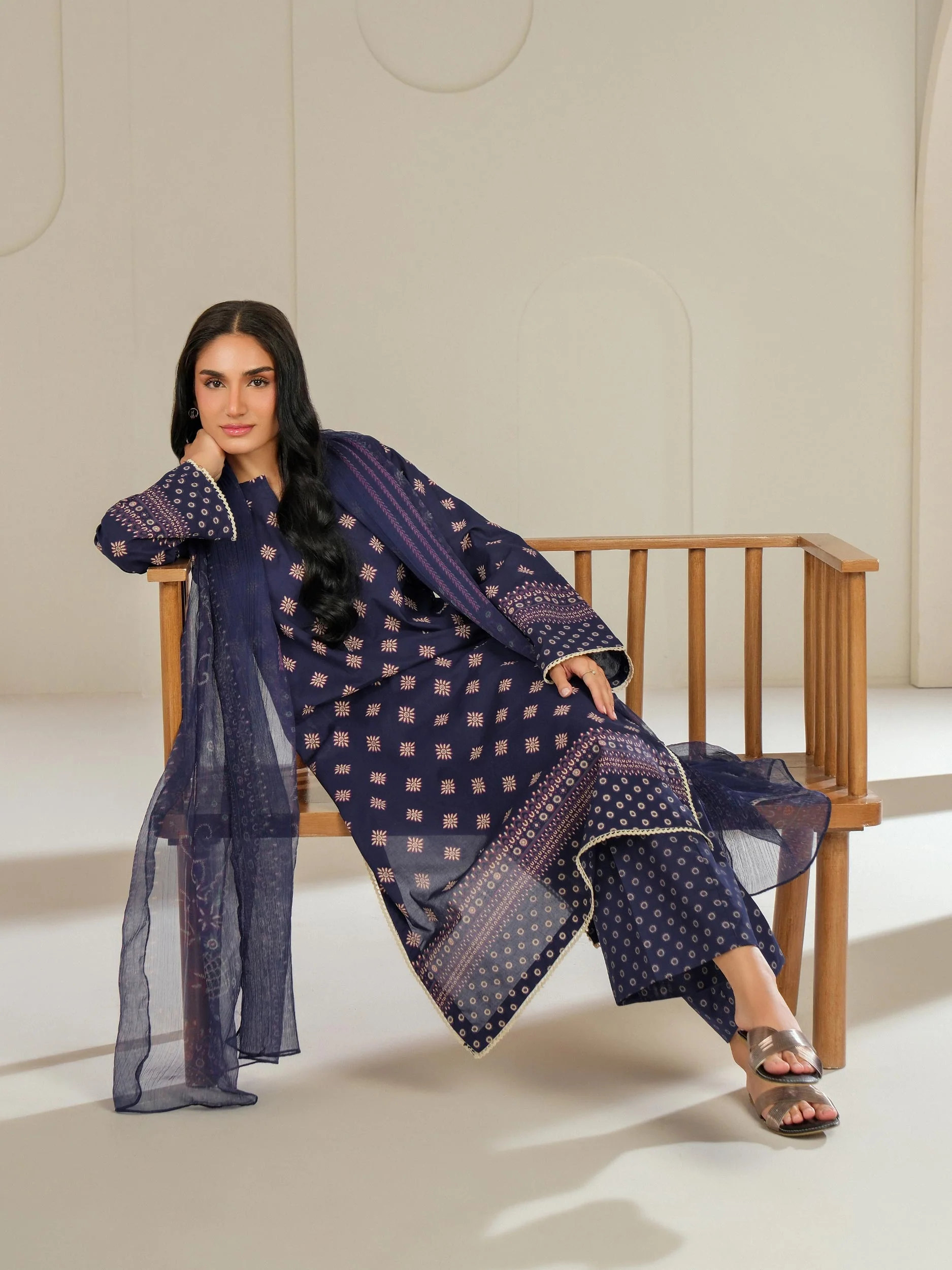3 Piece Lawn Suit-Printed (Unstitched) - Image 2