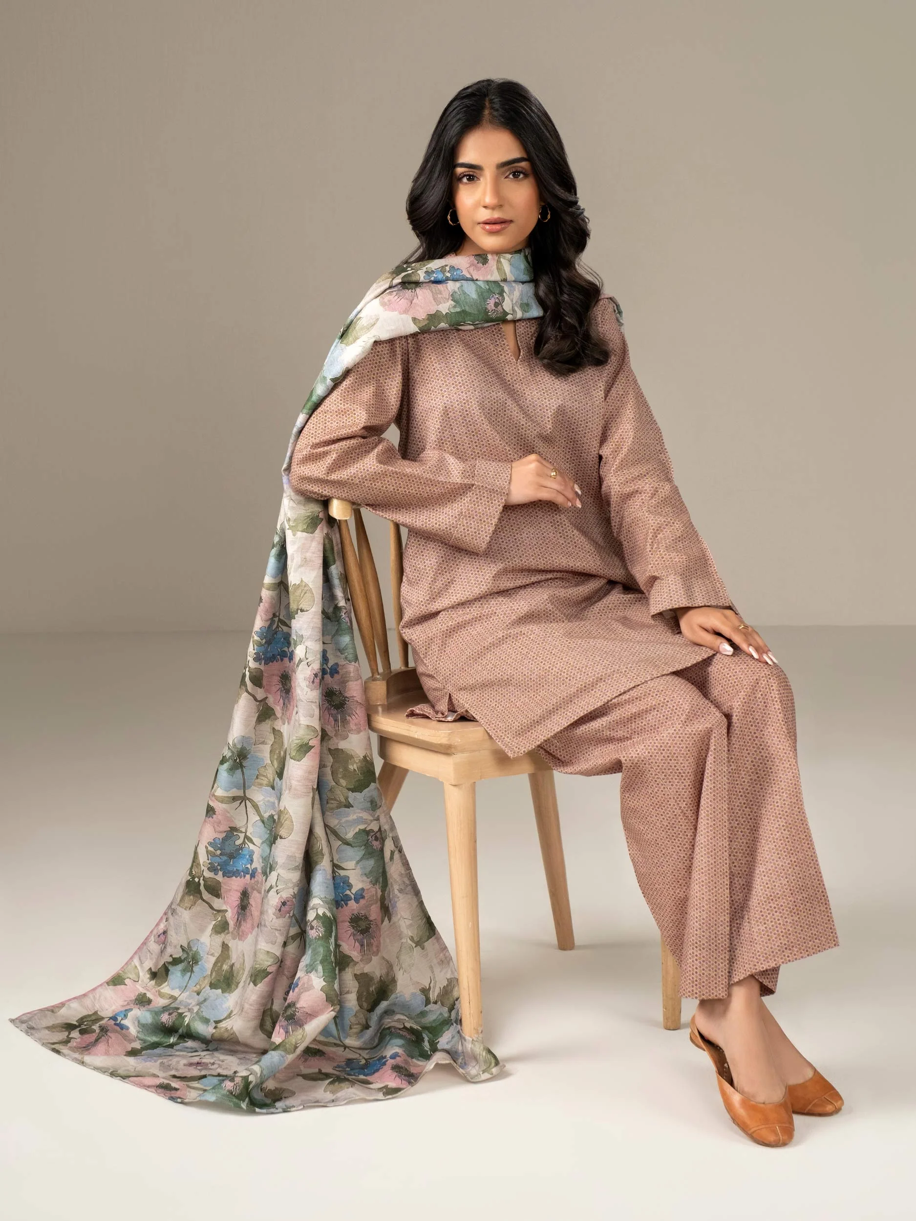 3 Piece Khaddar Suit-Paste Print (Unstitched) - Image 6