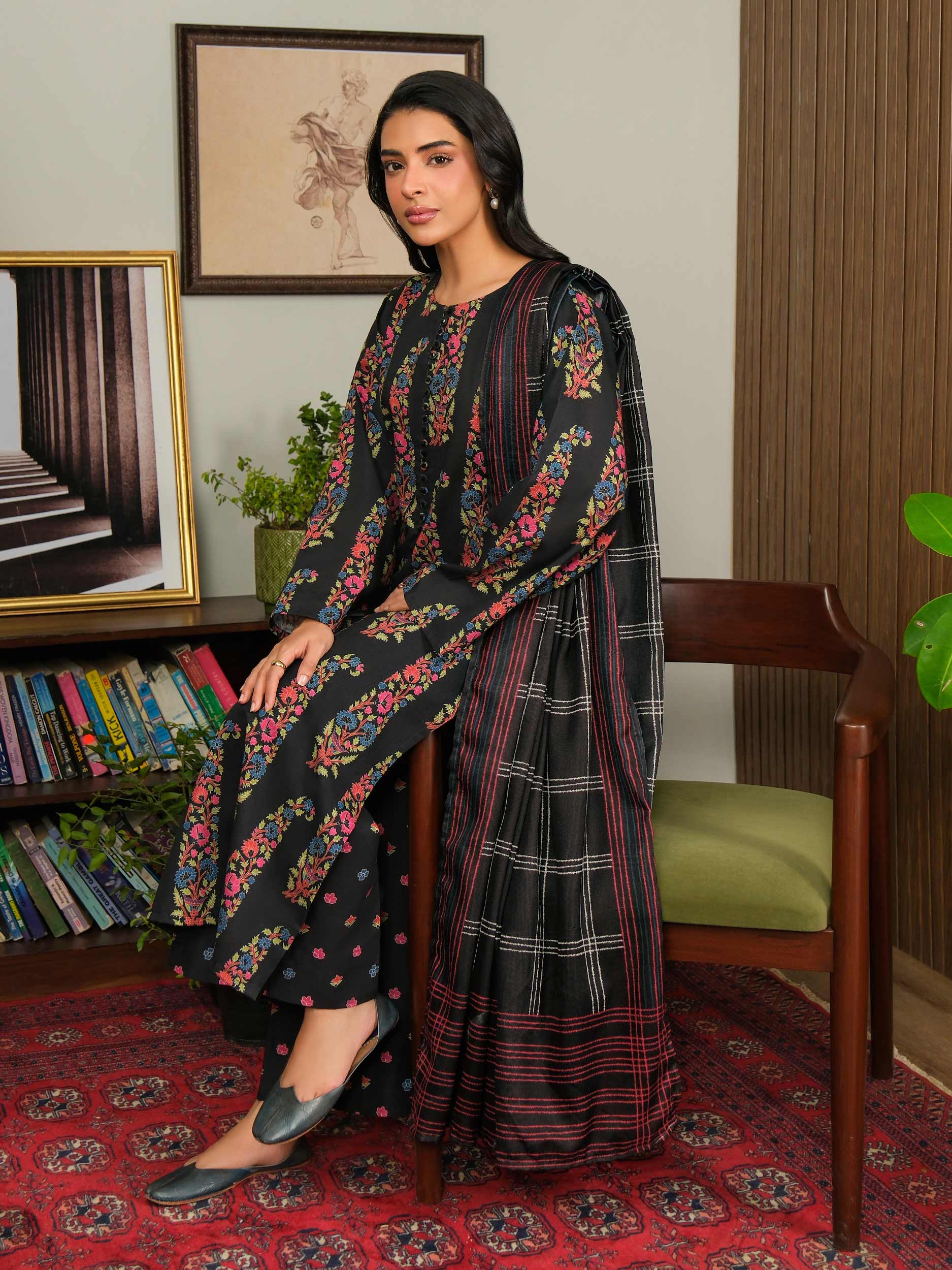 3 Piece Khaddar Suit-Paste Print (Unstitched) - Image 6