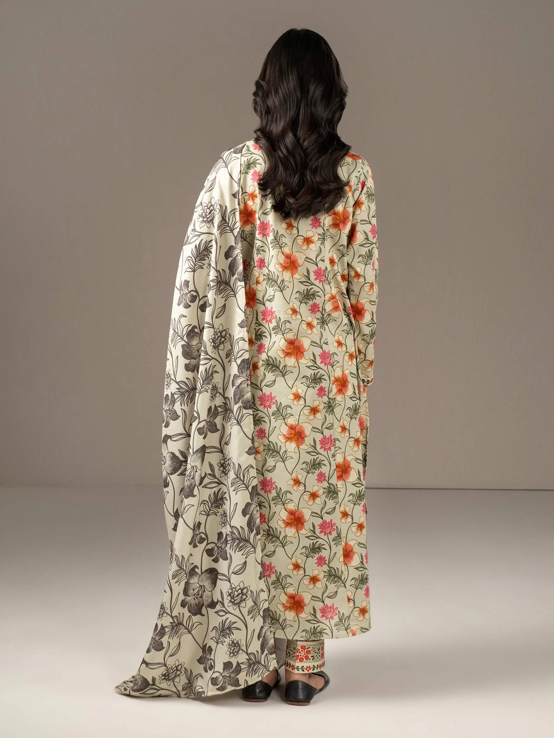 3 Piece Khaddar Suit-Printed (Unstitched) - Image 4