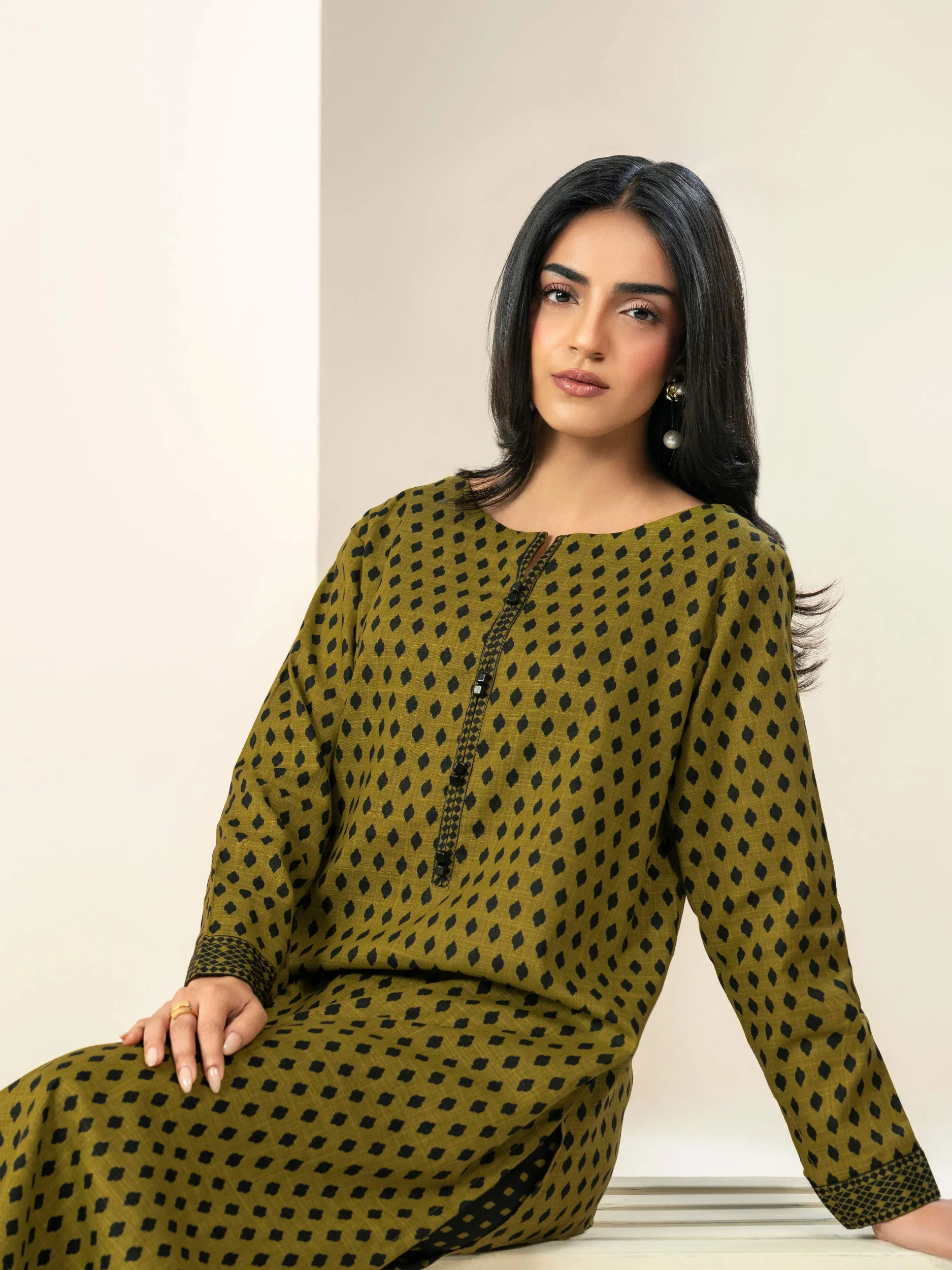 2 Piece Slub Khaddar Suit-Printed (Unstitched) - Image 4