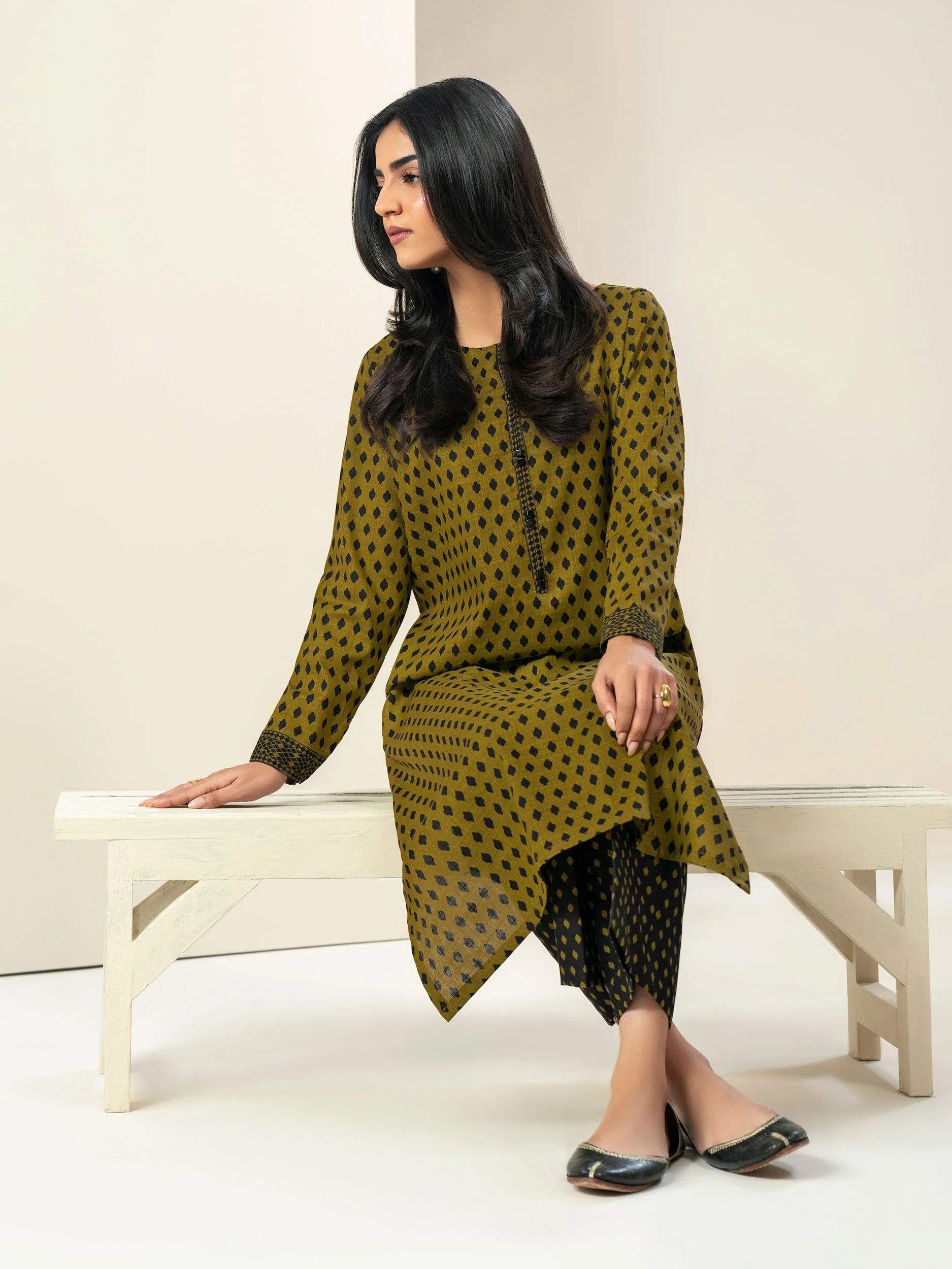 2 Piece Slub Khaddar Suit-Printed (Unstitched) - Image 5