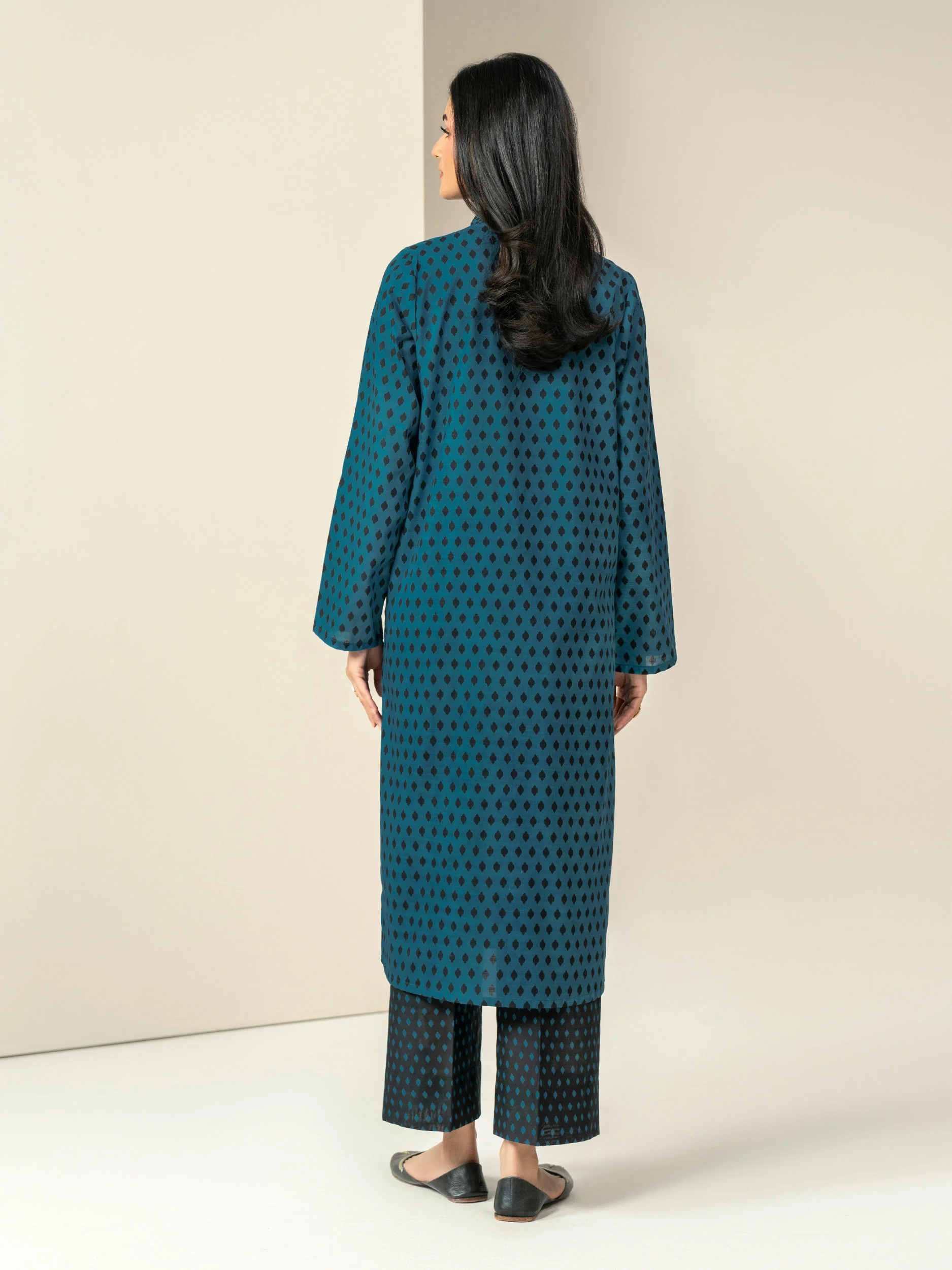 2 Piece Slub Khaddar Suit-Printed (Unstitched) - Image 3