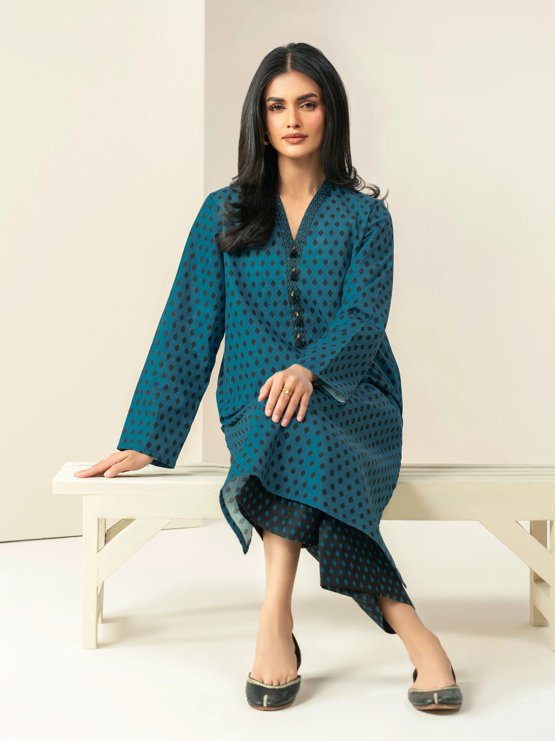 2 Piece Slub Khaddar Suit-Printed (Unstitched) - Image 5