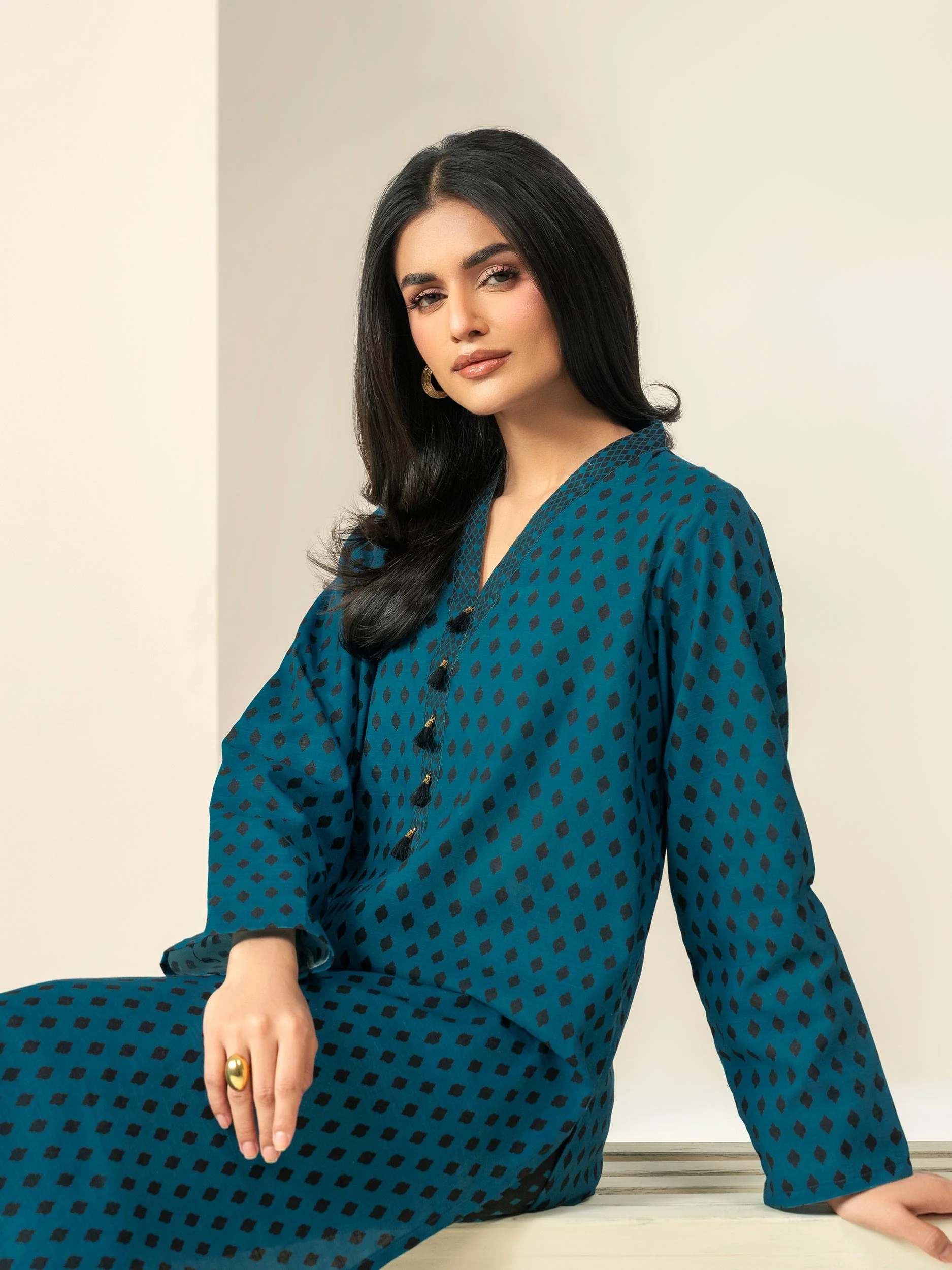 2 Piece Slub Khaddar Suit-Printed (Unstitched) - Image 6