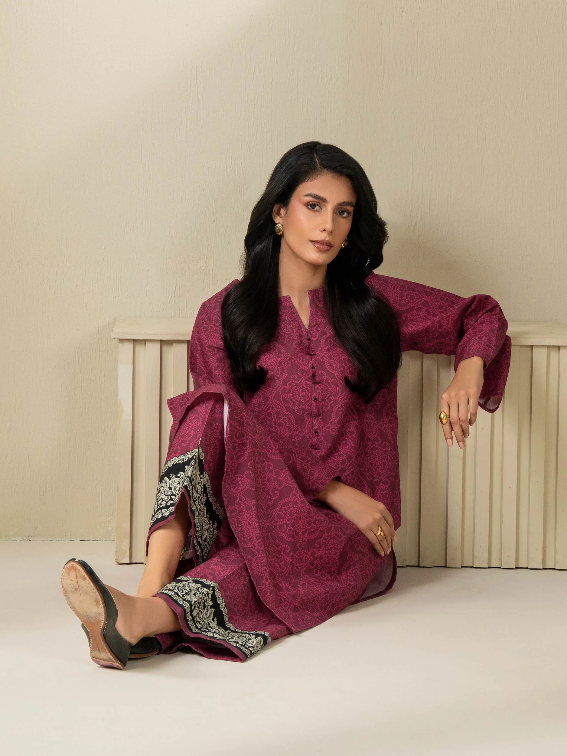 2 Piece Khaddar Suit-Printed (Unstitched) - Image 7