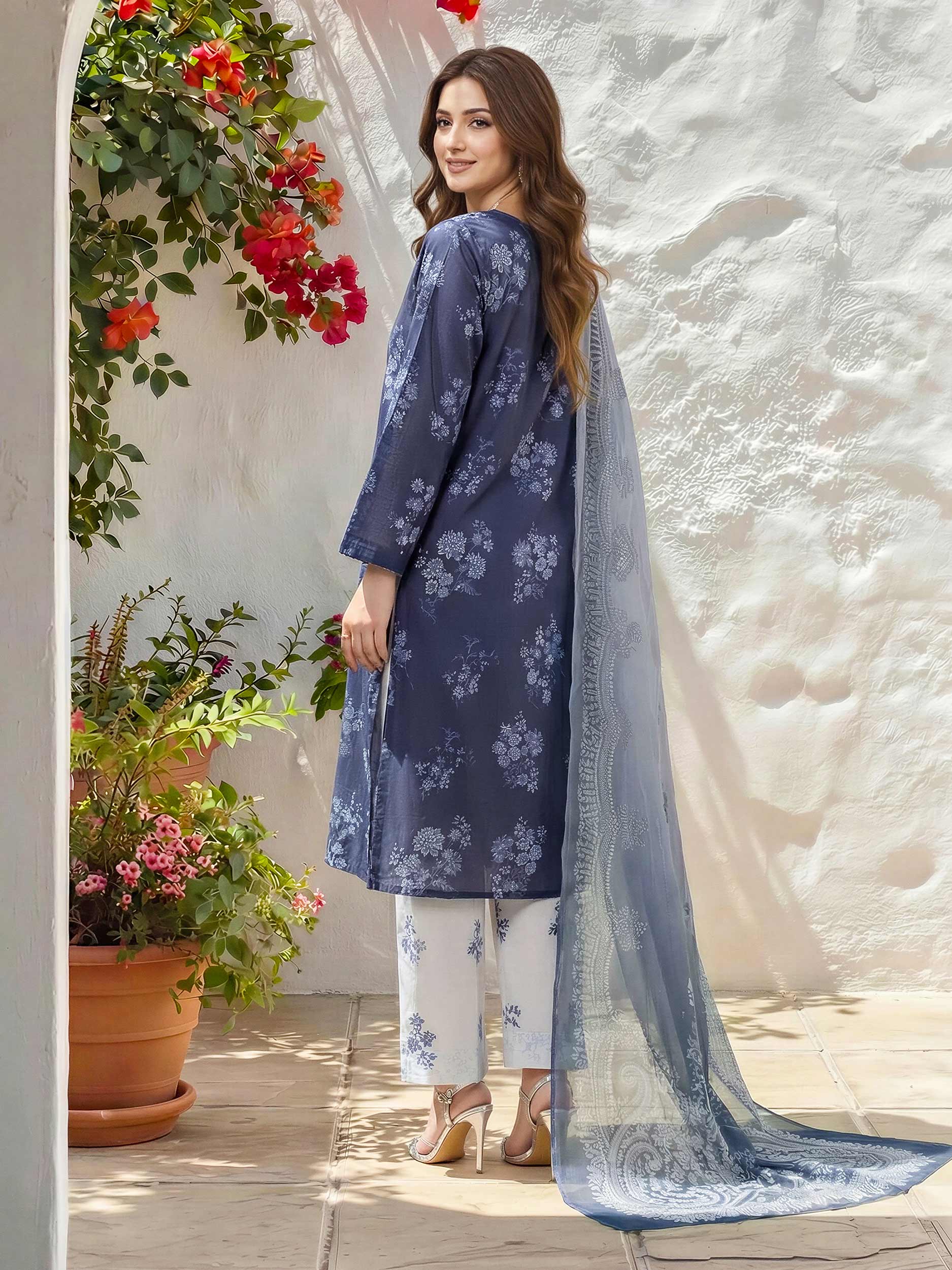 3 Piece Lawn Suit- Embroidered (Unstitched) - Image 3