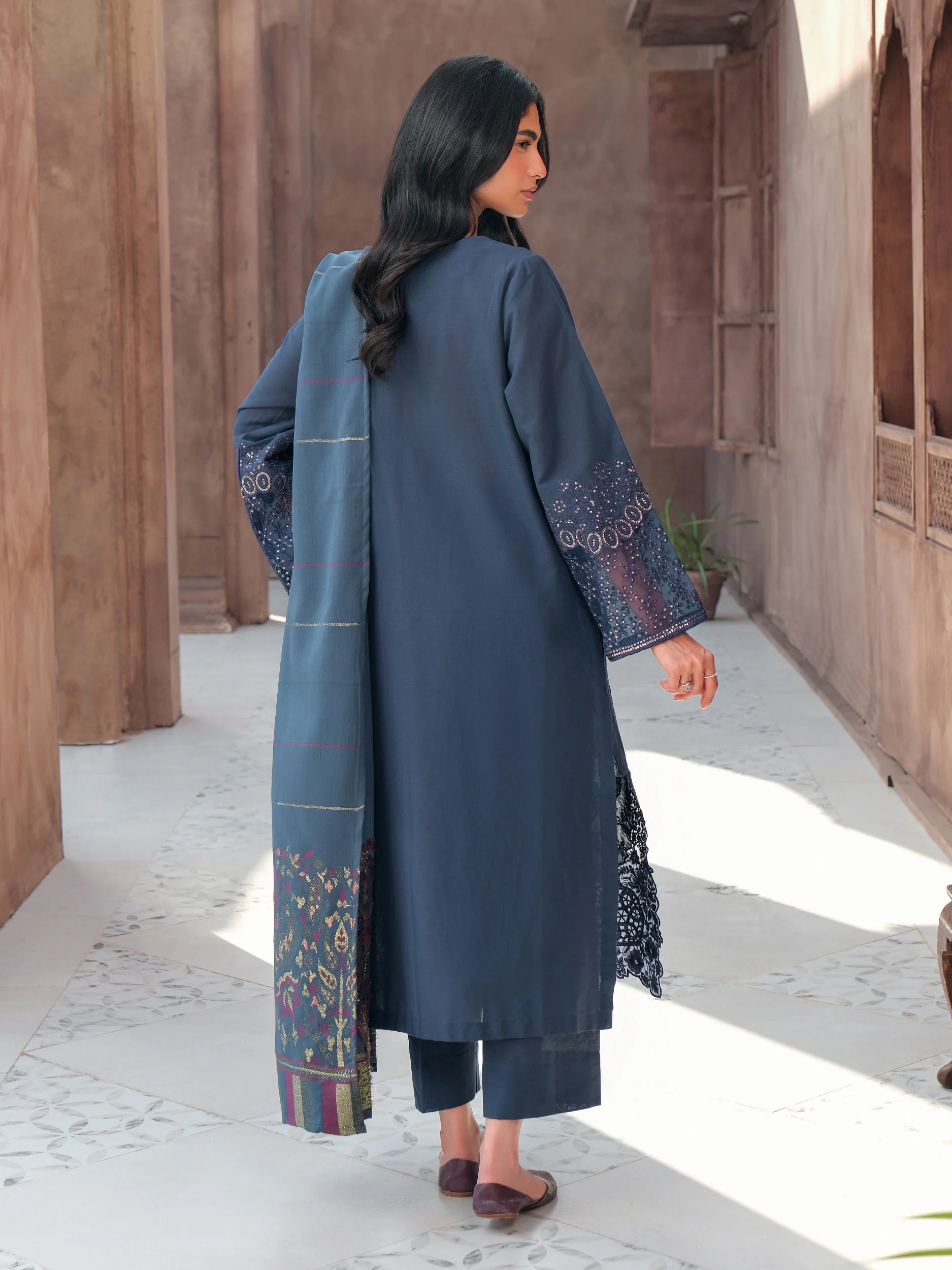 3 Piece Khaddar Suit-Embroidered (Unstitched) - Image 5