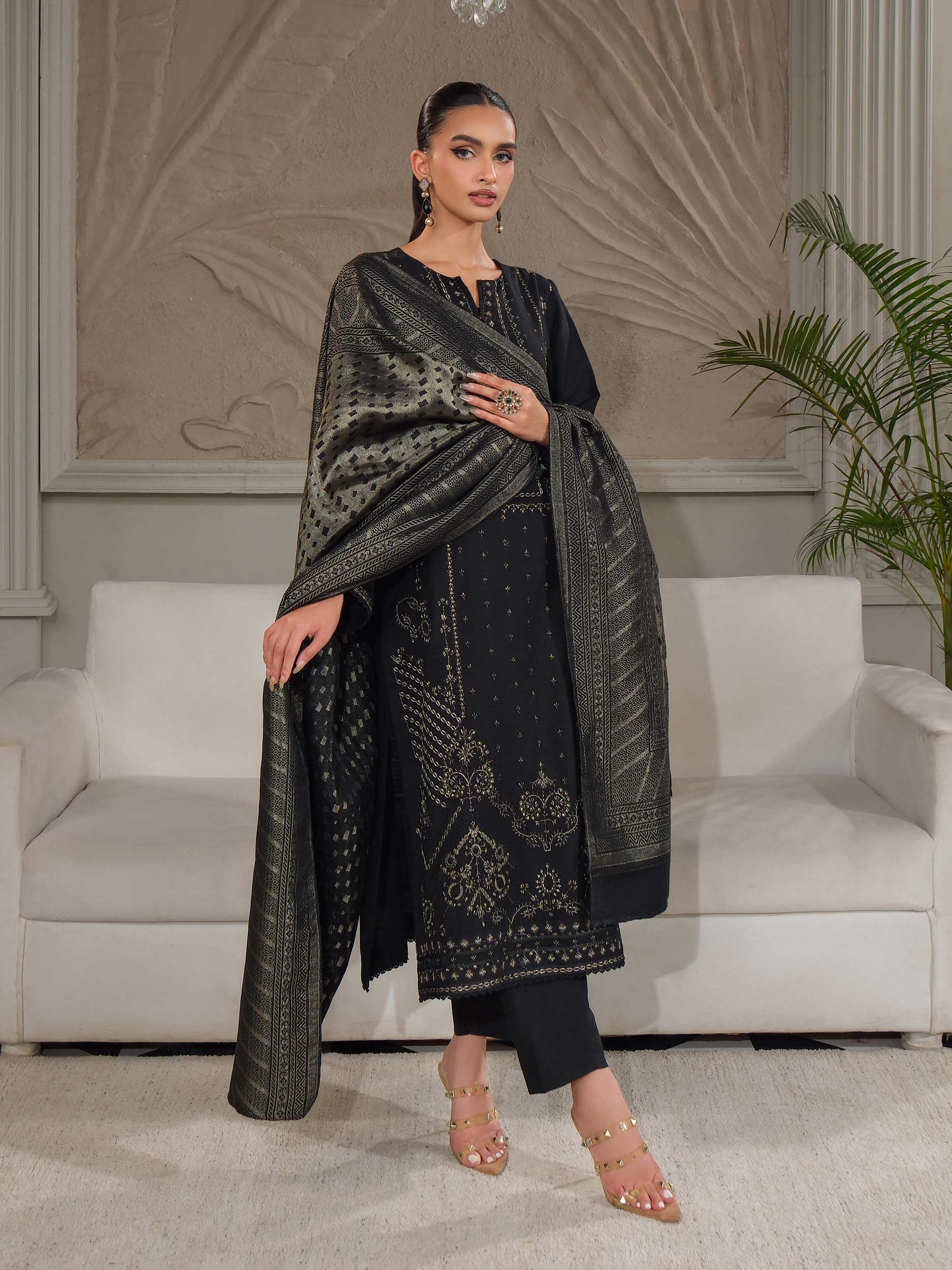 3 Piece Zari Karandi Suit-Embroidered (Unstitched) - Image 3