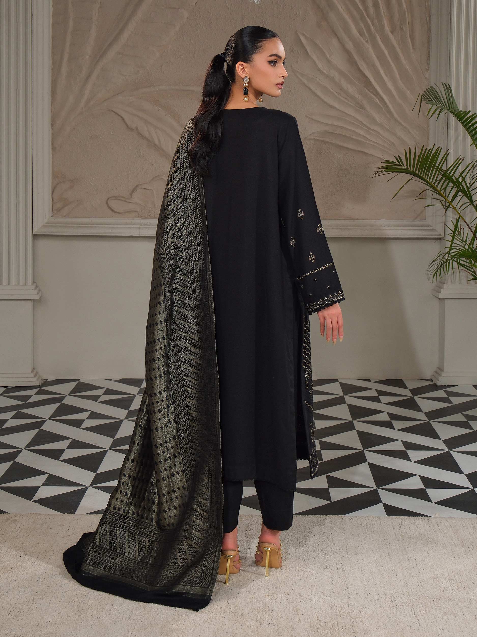 3 Piece Zari Karandi Suit-Embroidered (Unstitched) - Image 6