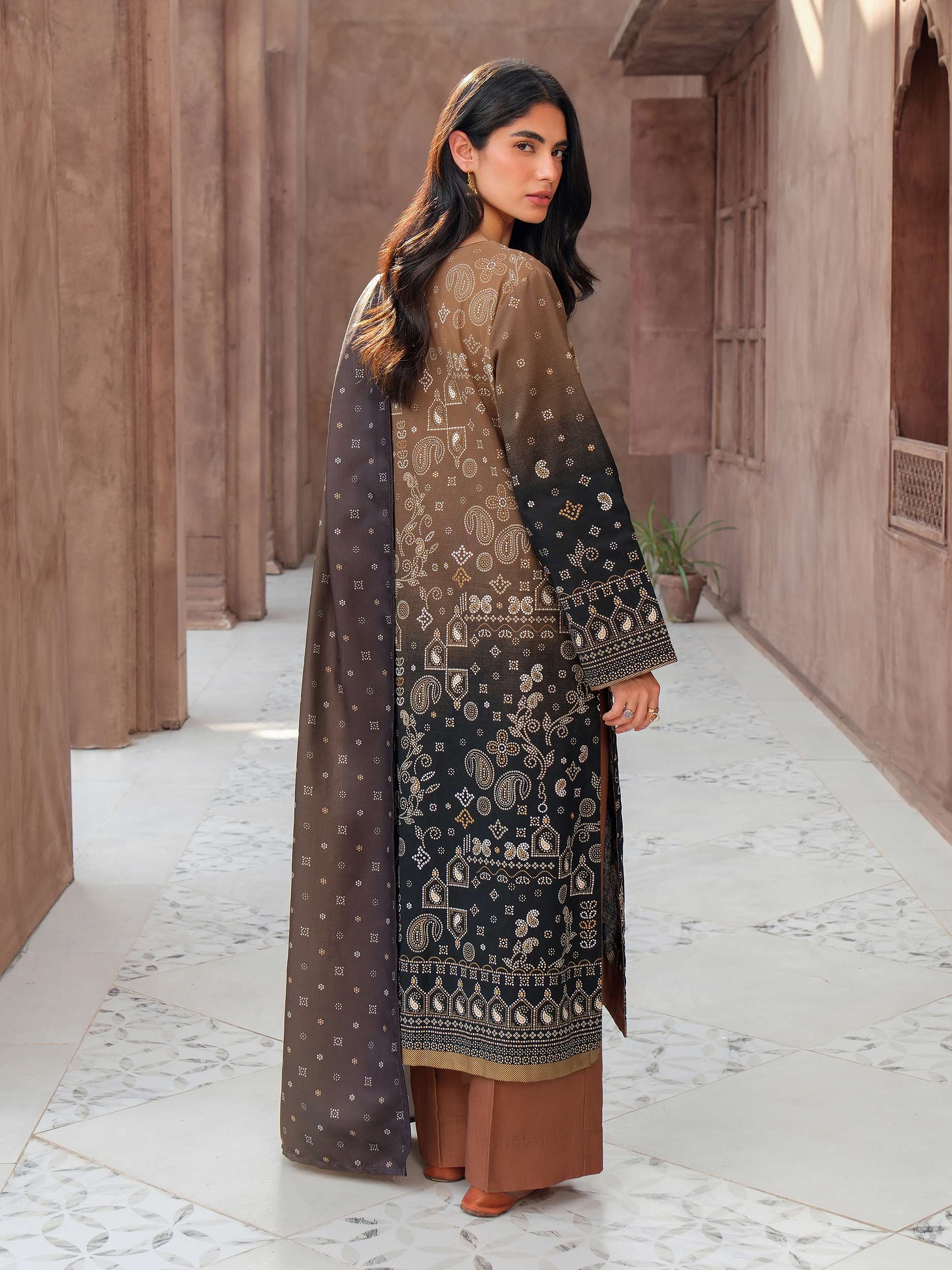 3 Piece Khaddar Suit-Embroidered (Unstitched) - Image 4