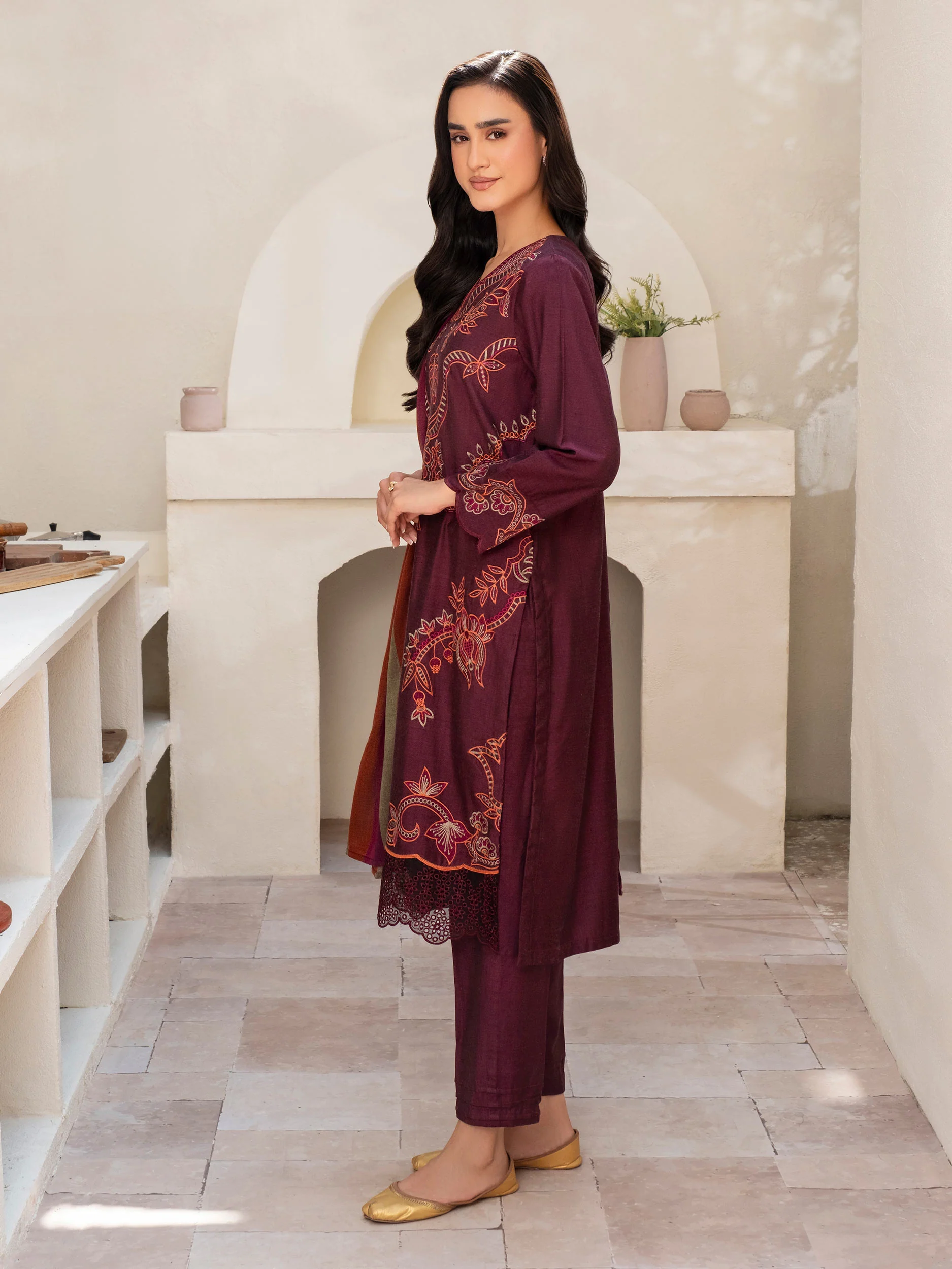 3 Piece Yarn Dyed Suit-Embroidered (Unstitched) - Image 3