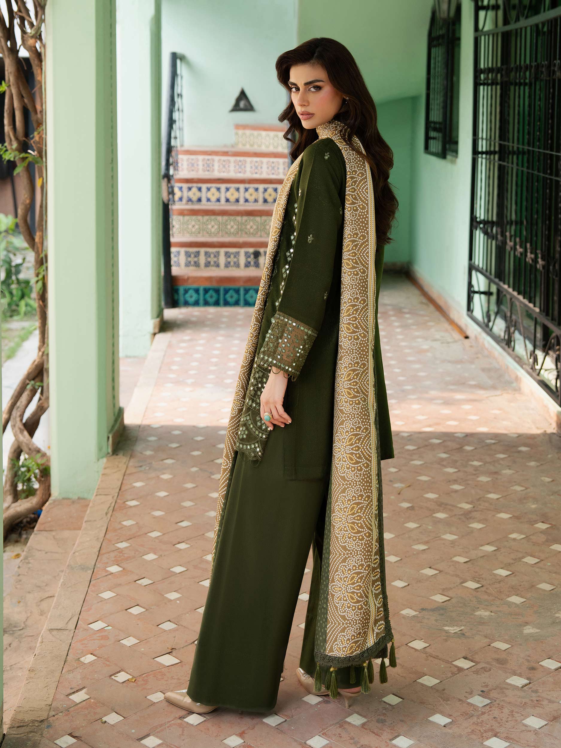 3 Piece Karandi Suit-Embroidered (Unstitched) - Image 5