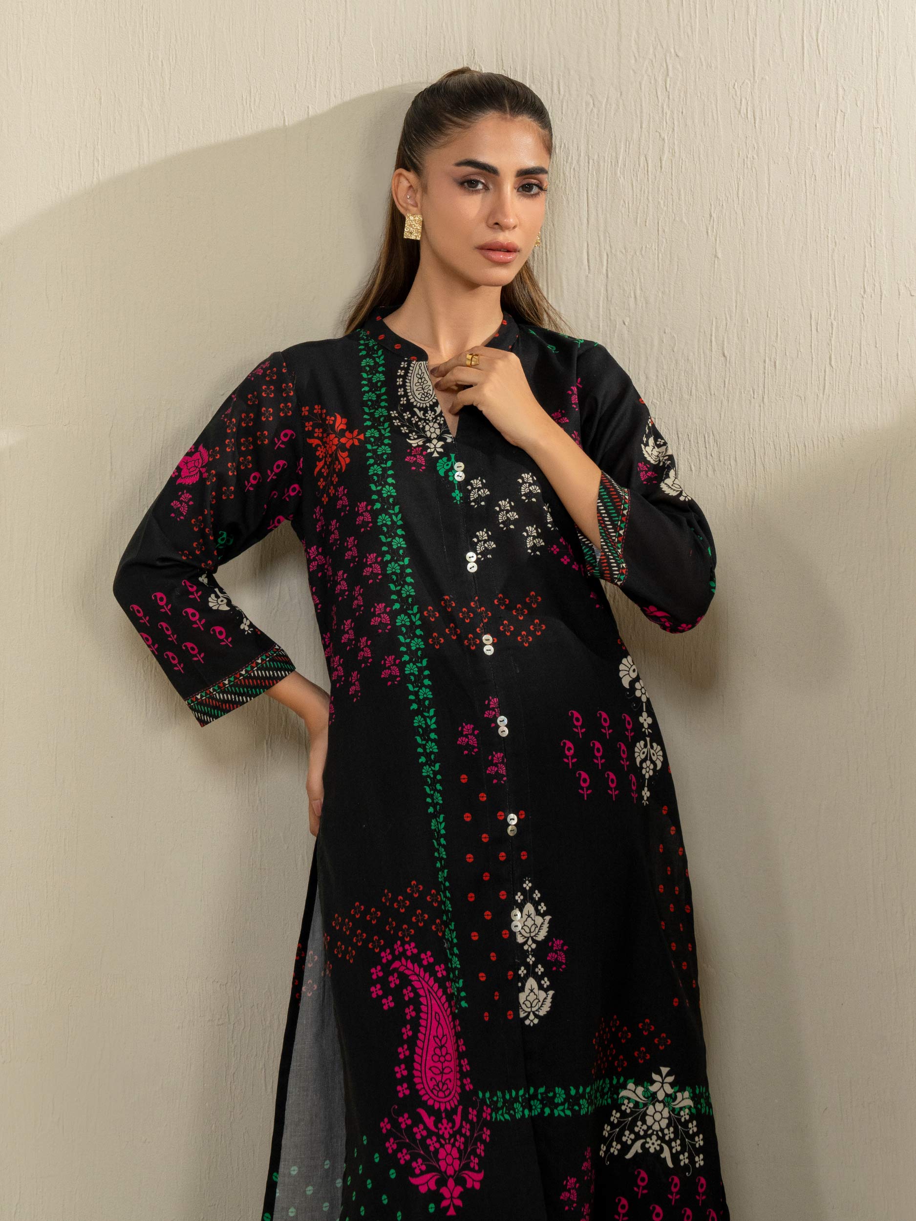 Khaddar Shirt-Printed (Unstitched) - Image 6