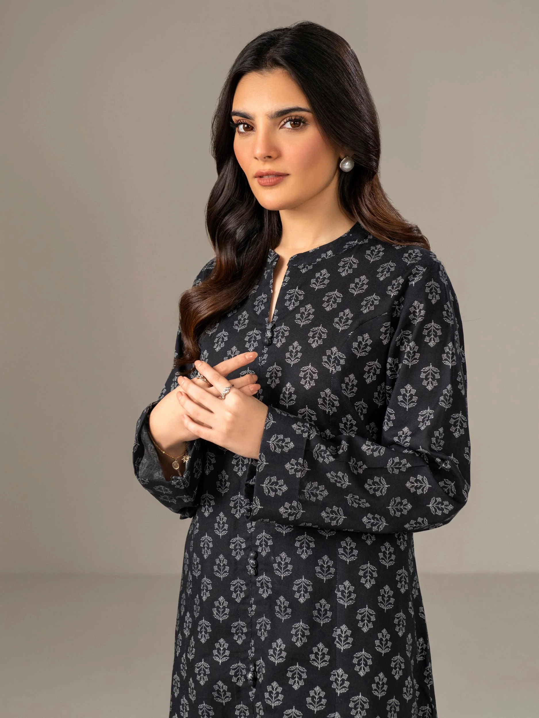 Khaddar Shirt-Printed (Unstitched) - Image 2