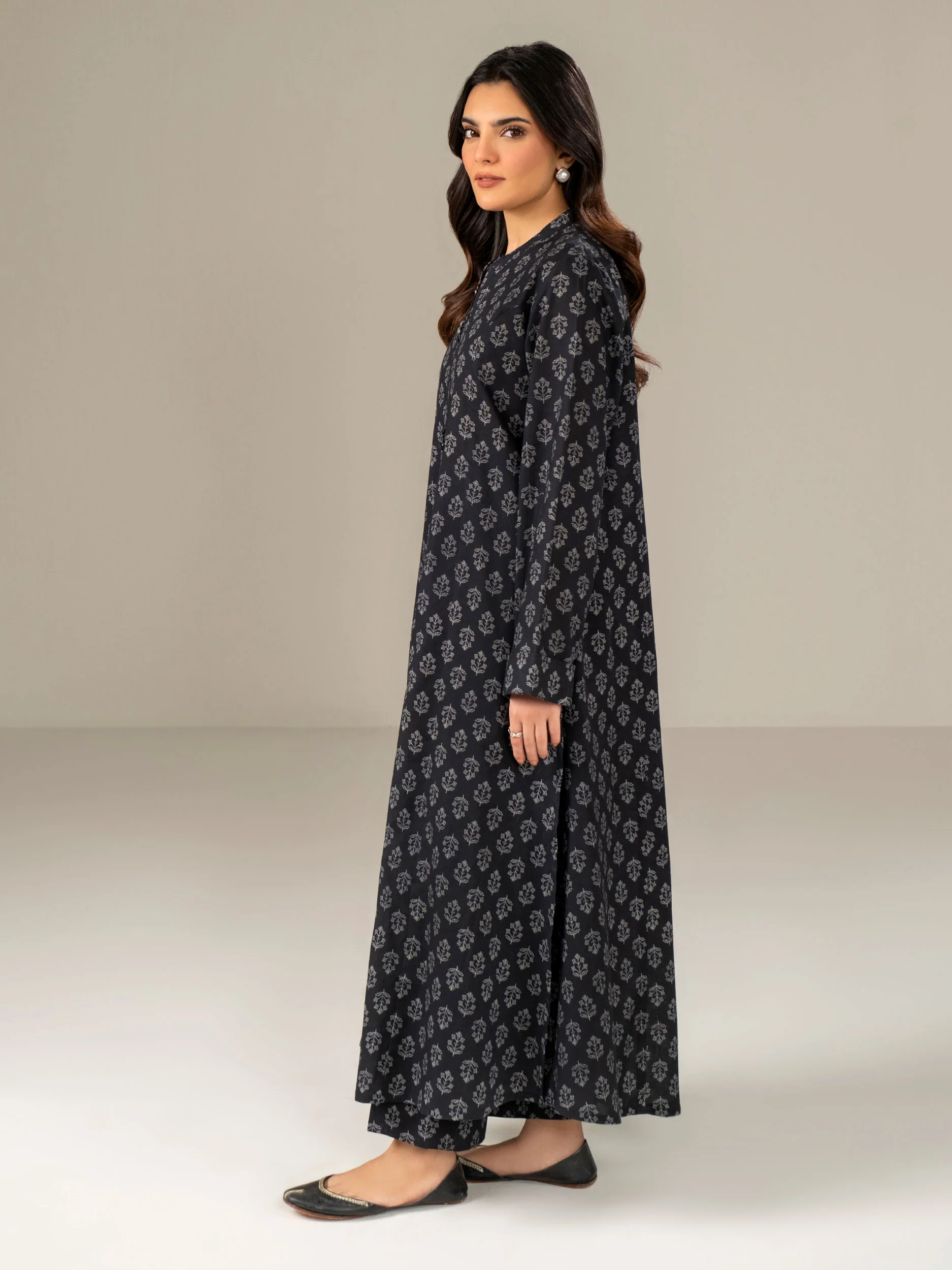 Khaddar Shirt-Printed (Unstitched) - Image 3