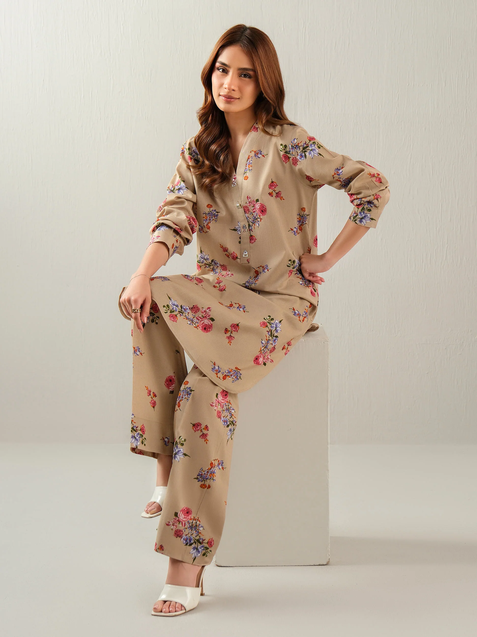 Khaddar Shirt-Printed (Unstitched) - Image 5