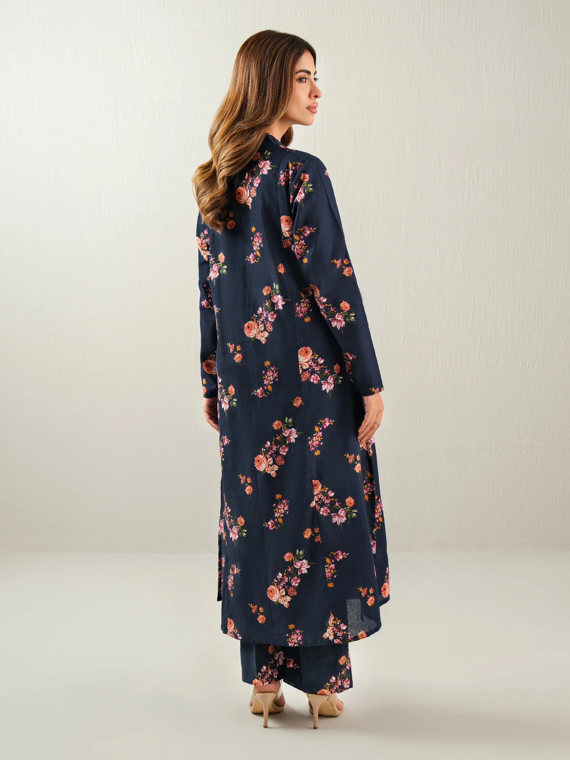 Khaddar Shirt-Printed (Unstitched) - Image 4