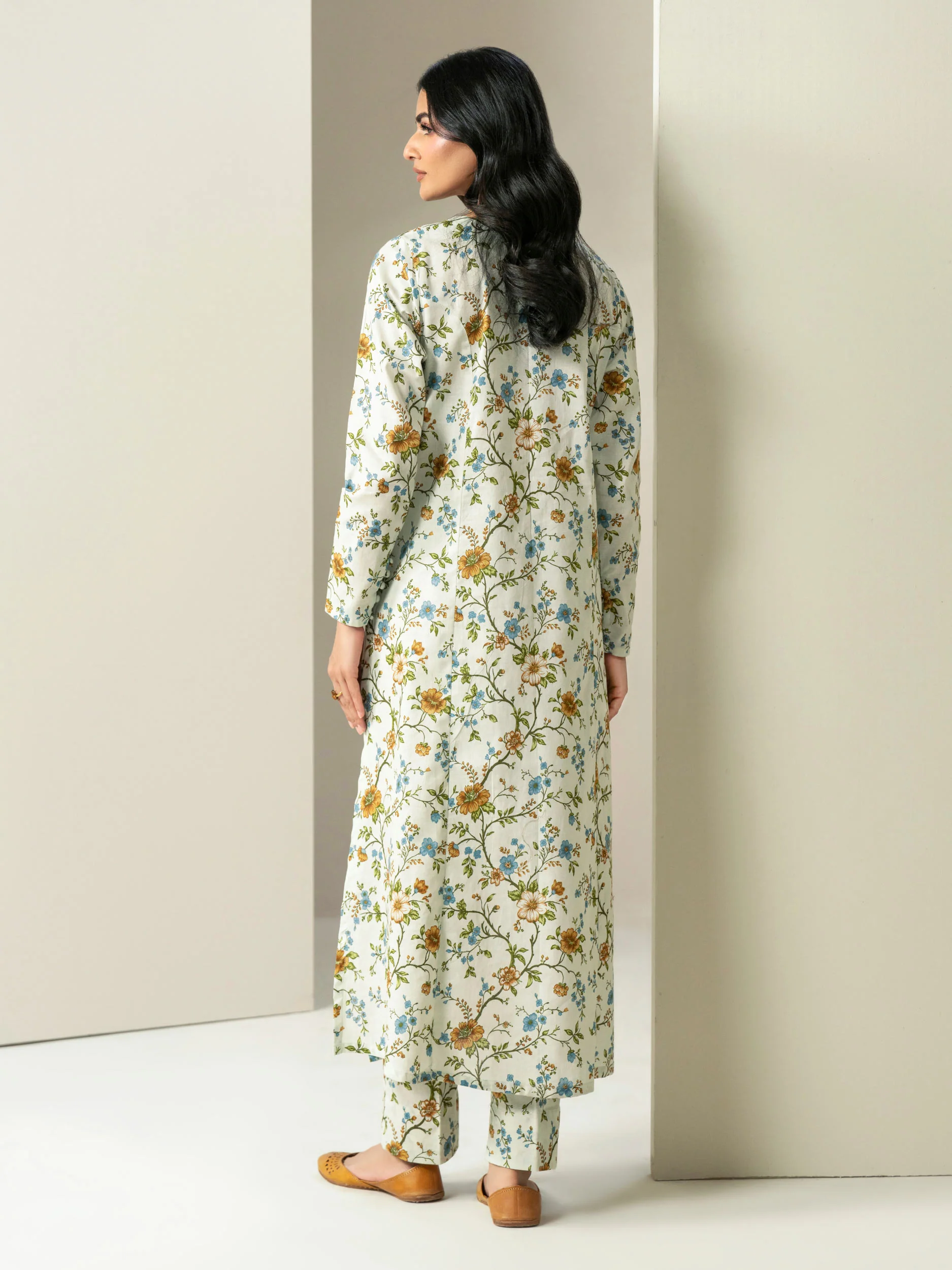 Khaddar Shirt-Printed (Unstitched) - Image 5