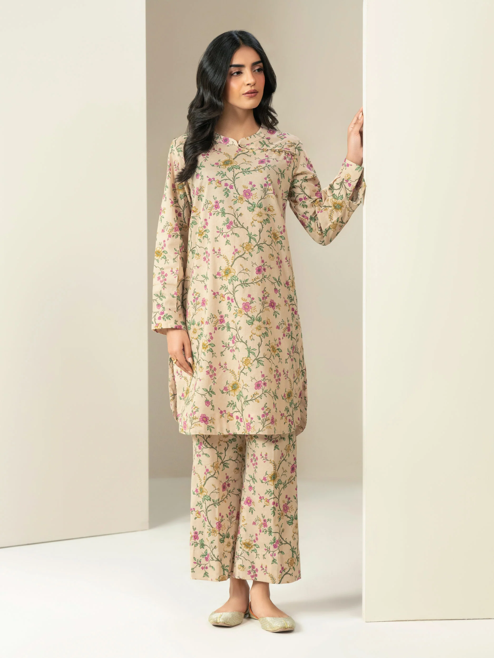 Khaddar Shirt-Printed (Unstitched) - Image 2