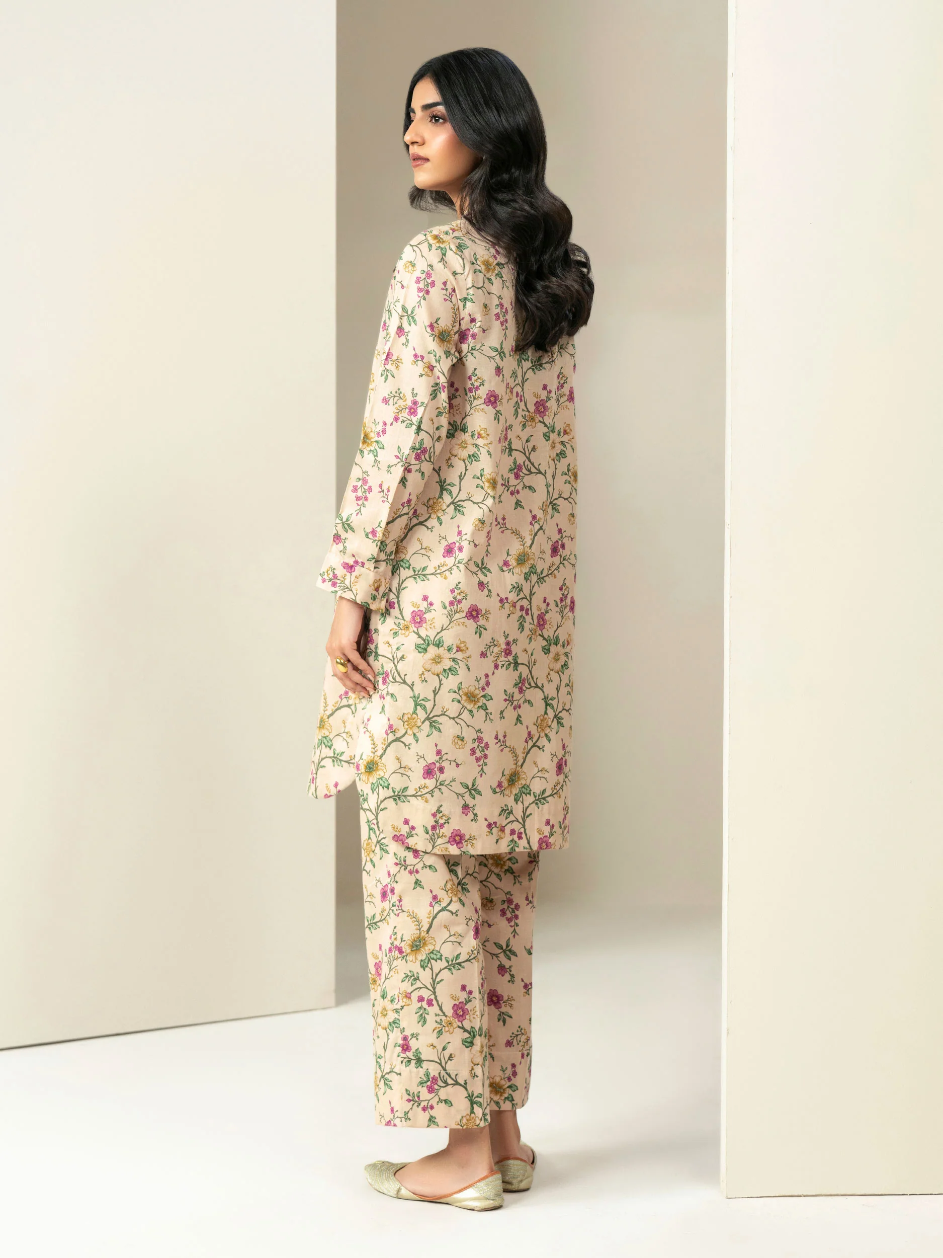 Khaddar Shirt-Printed (Unstitched) - Image 5