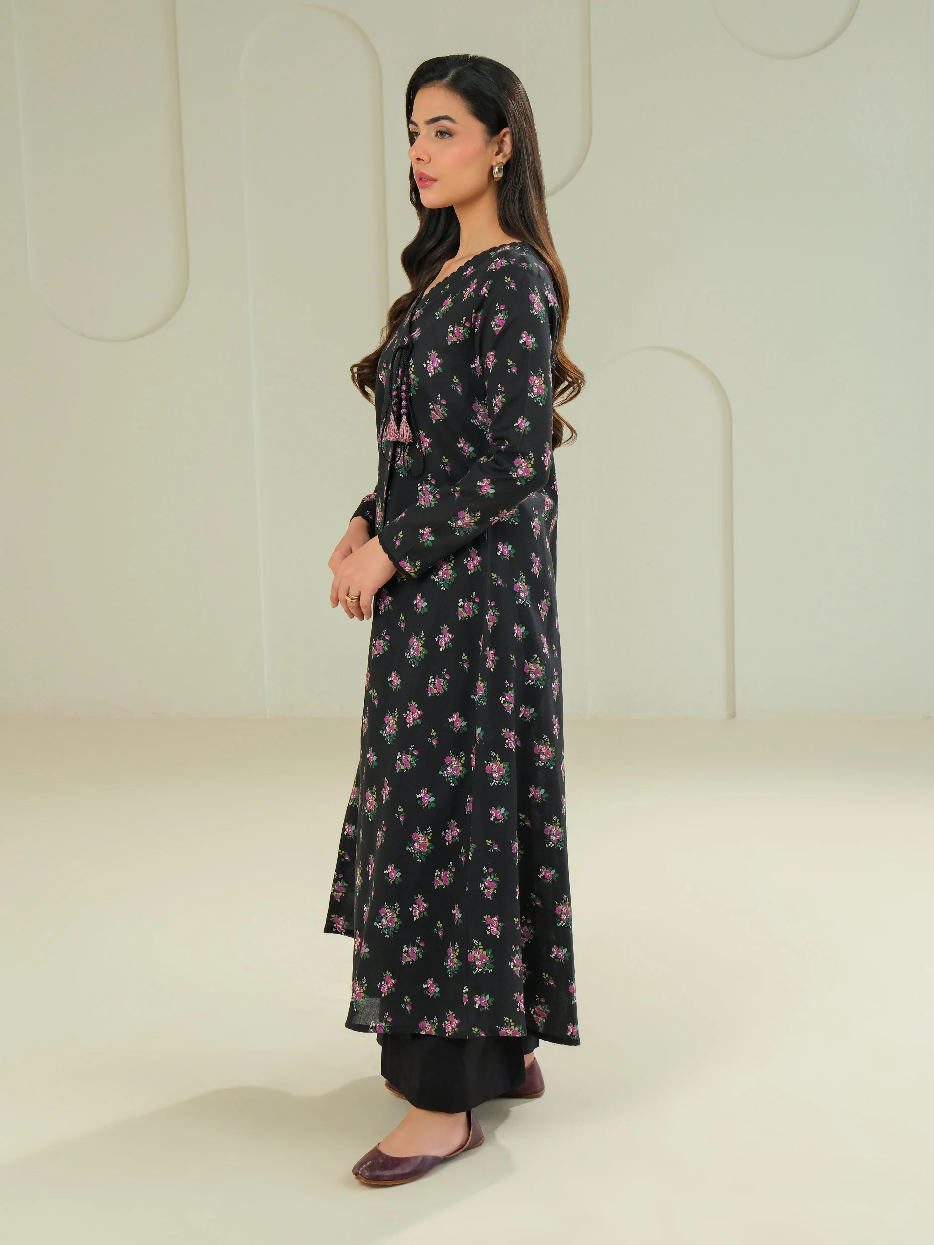 Khaddar Shirt-Printed (Unstitched) - Image 3