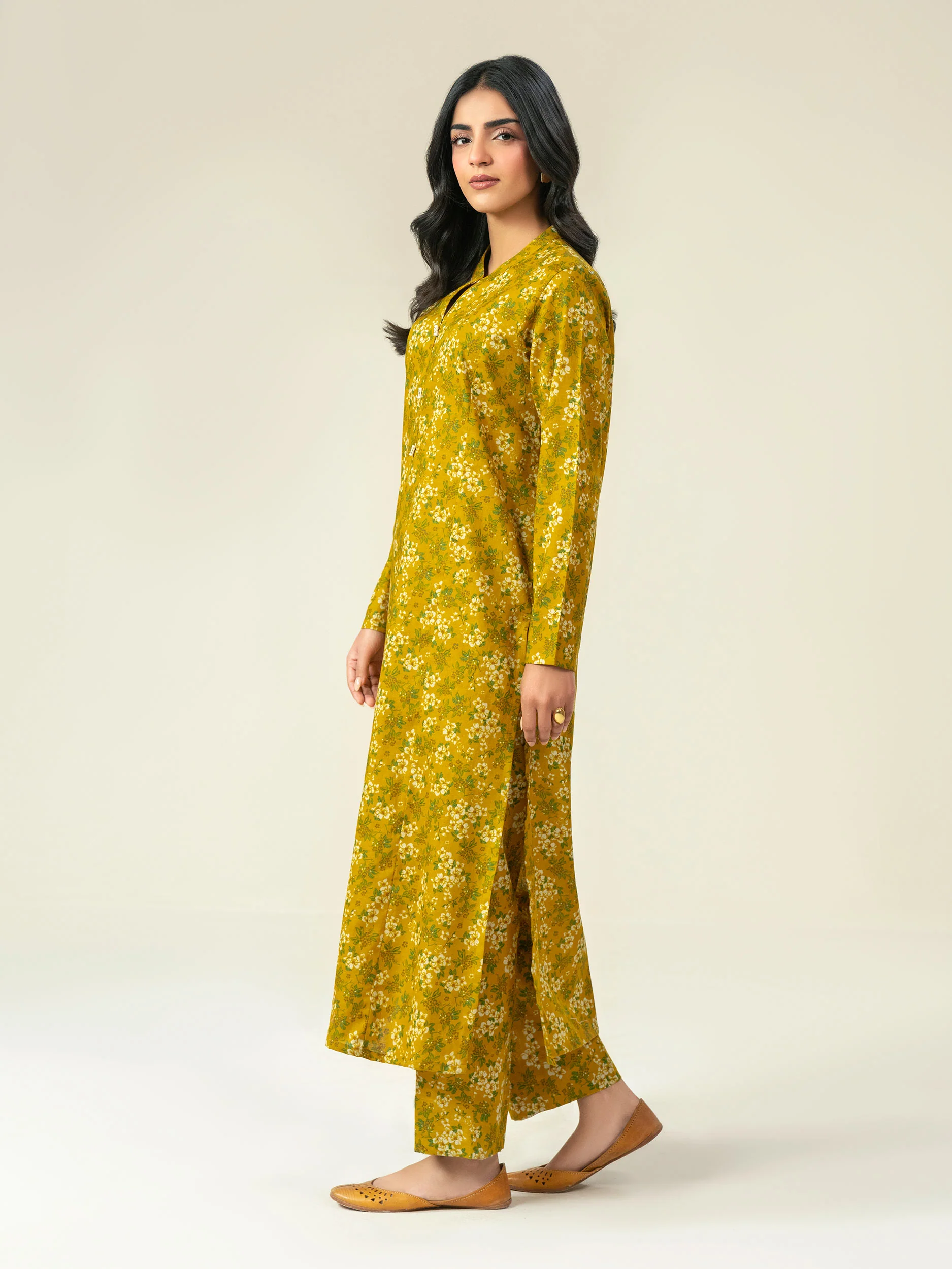 Khaddar Shirt-Printed (Unstitched) - Image 4