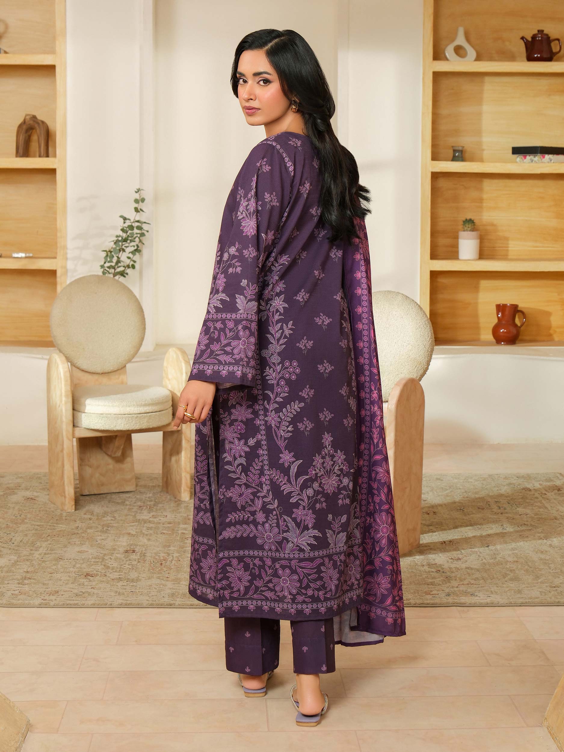 3 Piece Khaddar Suit-Paste Print (Unstitched) - Image 3