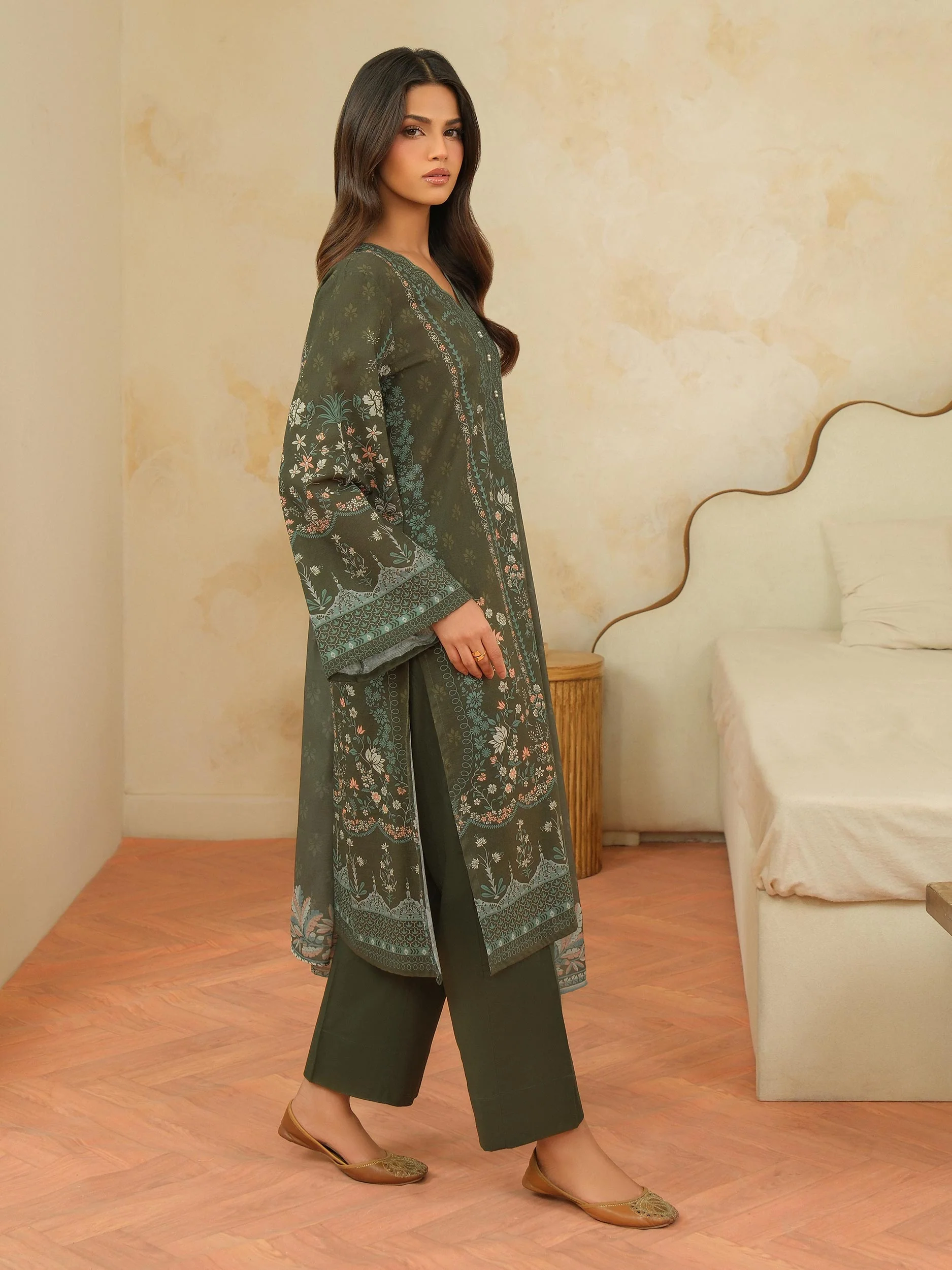 3 Piece Khaddar Suit-Printed (Unstitched) - Image 3