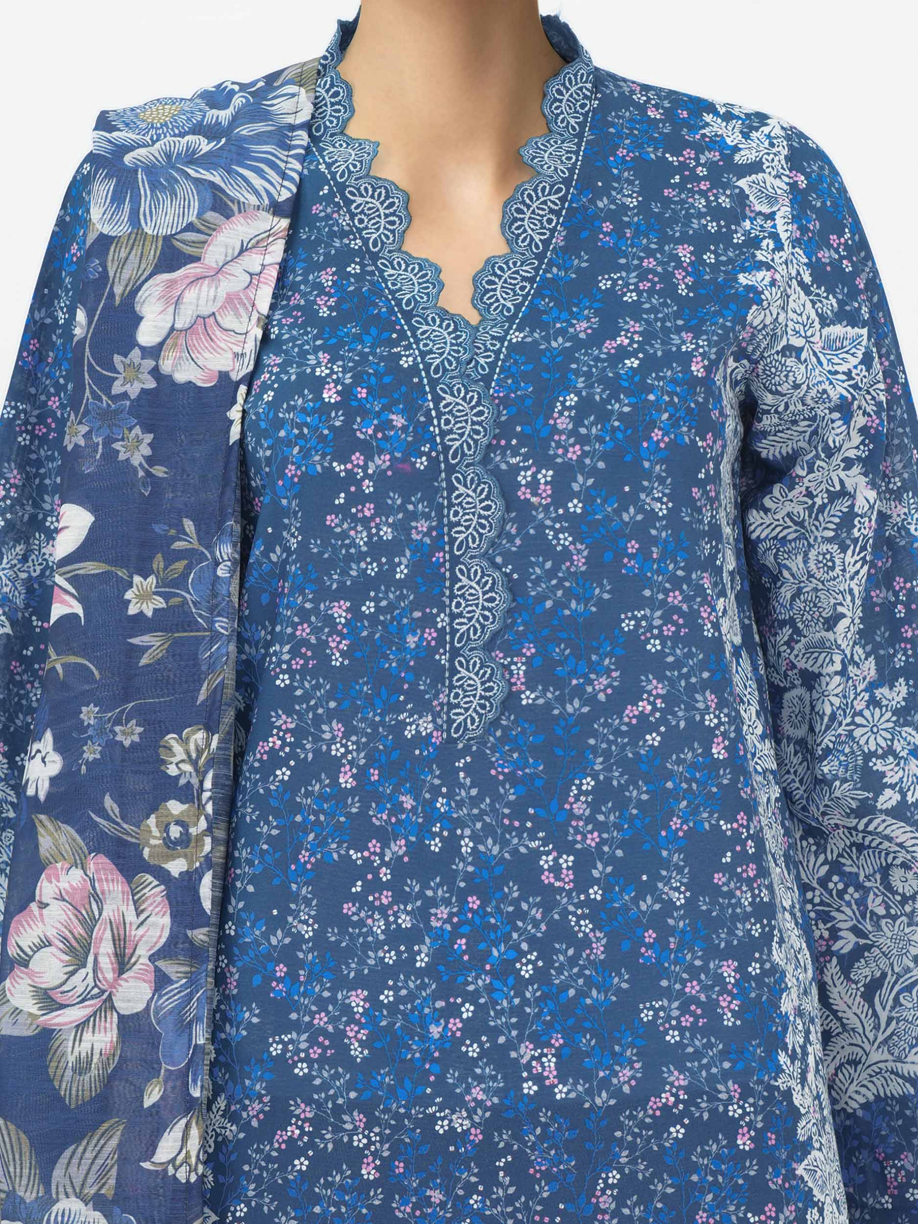 3 Piece Lawn Suit- Printed (Unstitched) - Image 4