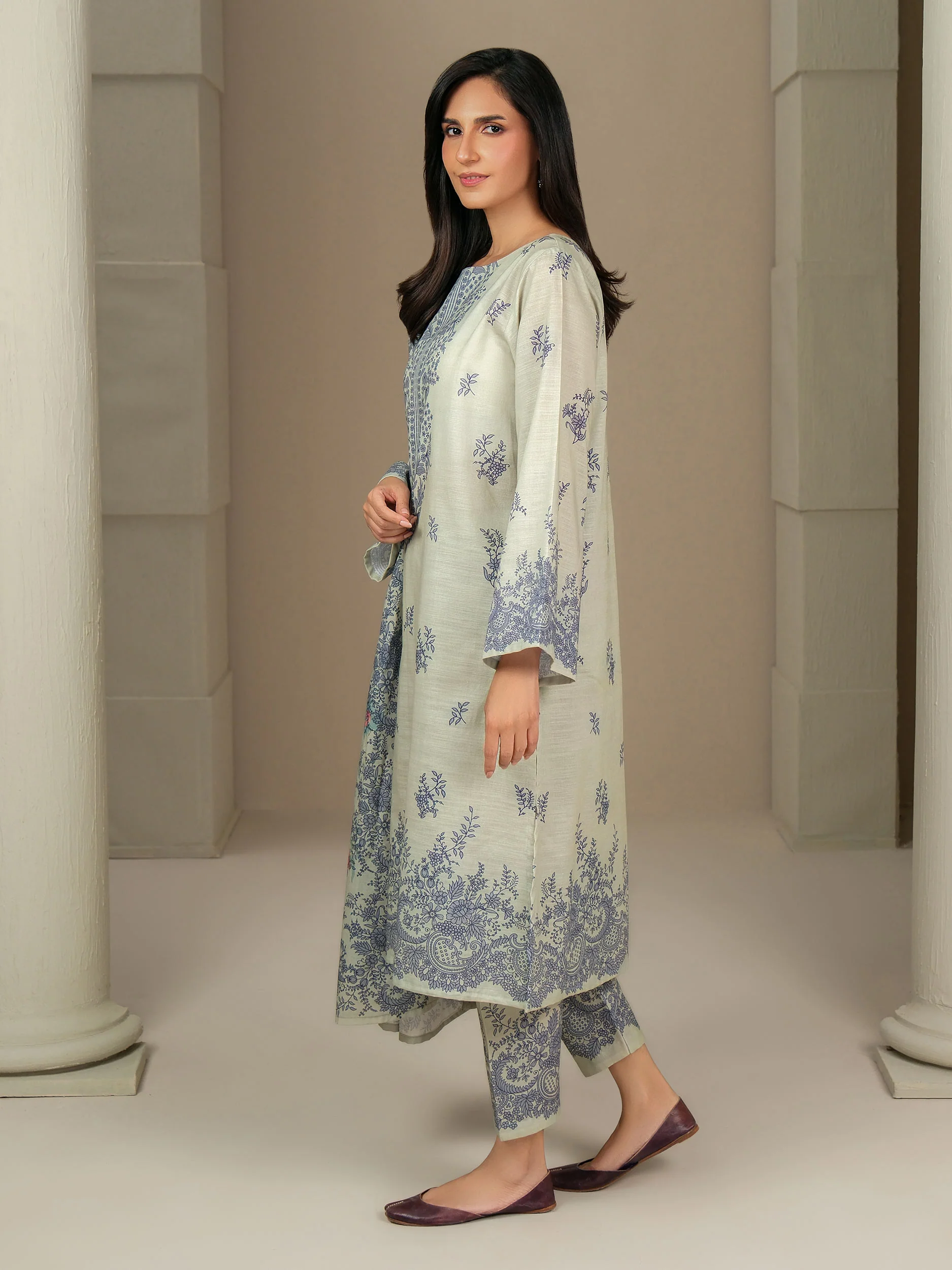 3 Piece Khaddar Suit-Printed (Unstitched) - Image 4