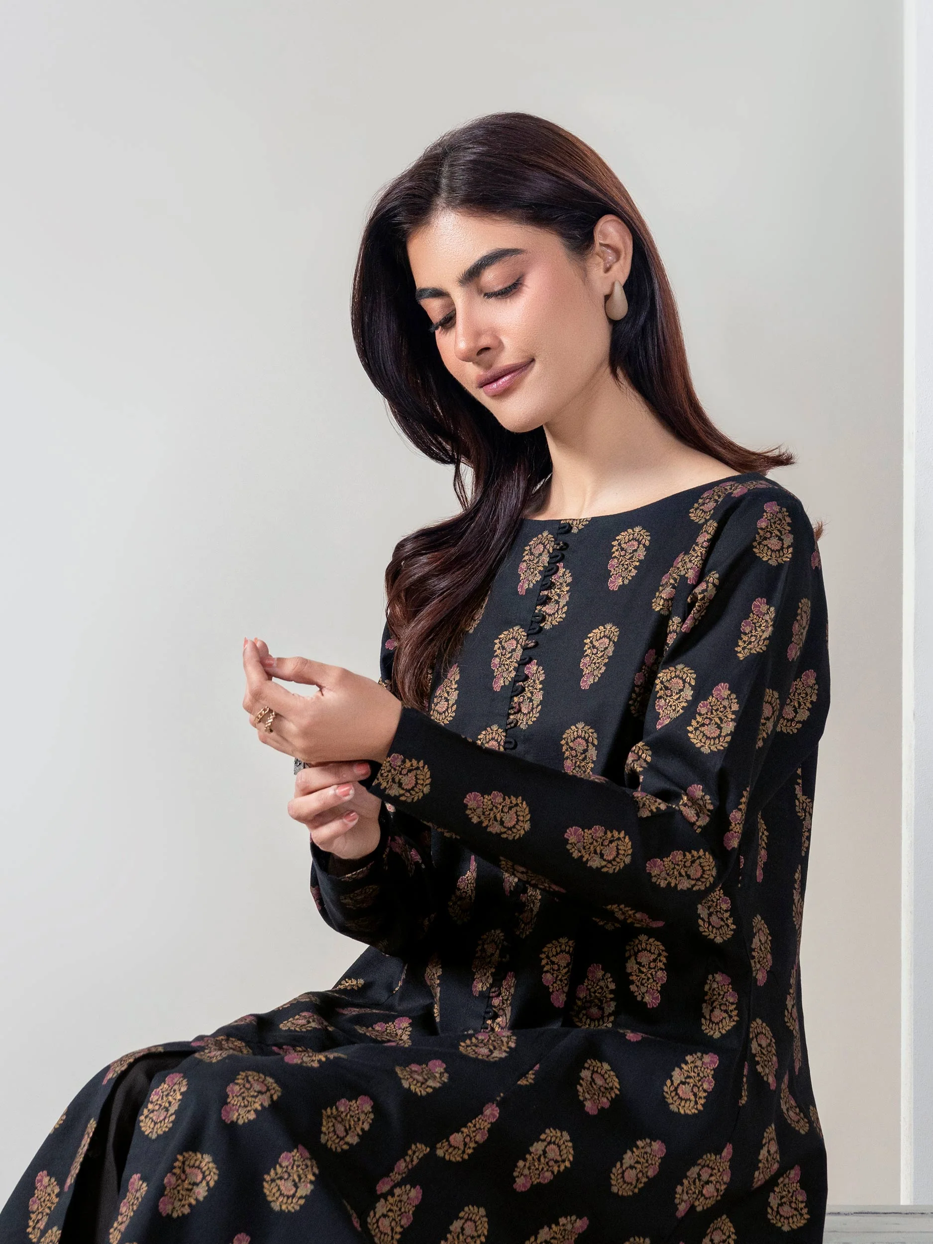 Khaddar Shirt (Unstitched) - Image 6