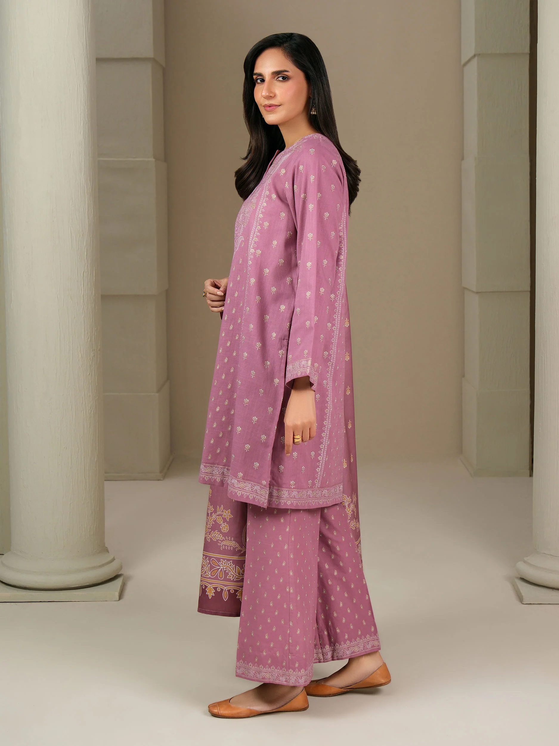 3 Piece Khaddar Suit-Paste Print (Unstitched) - Image 3