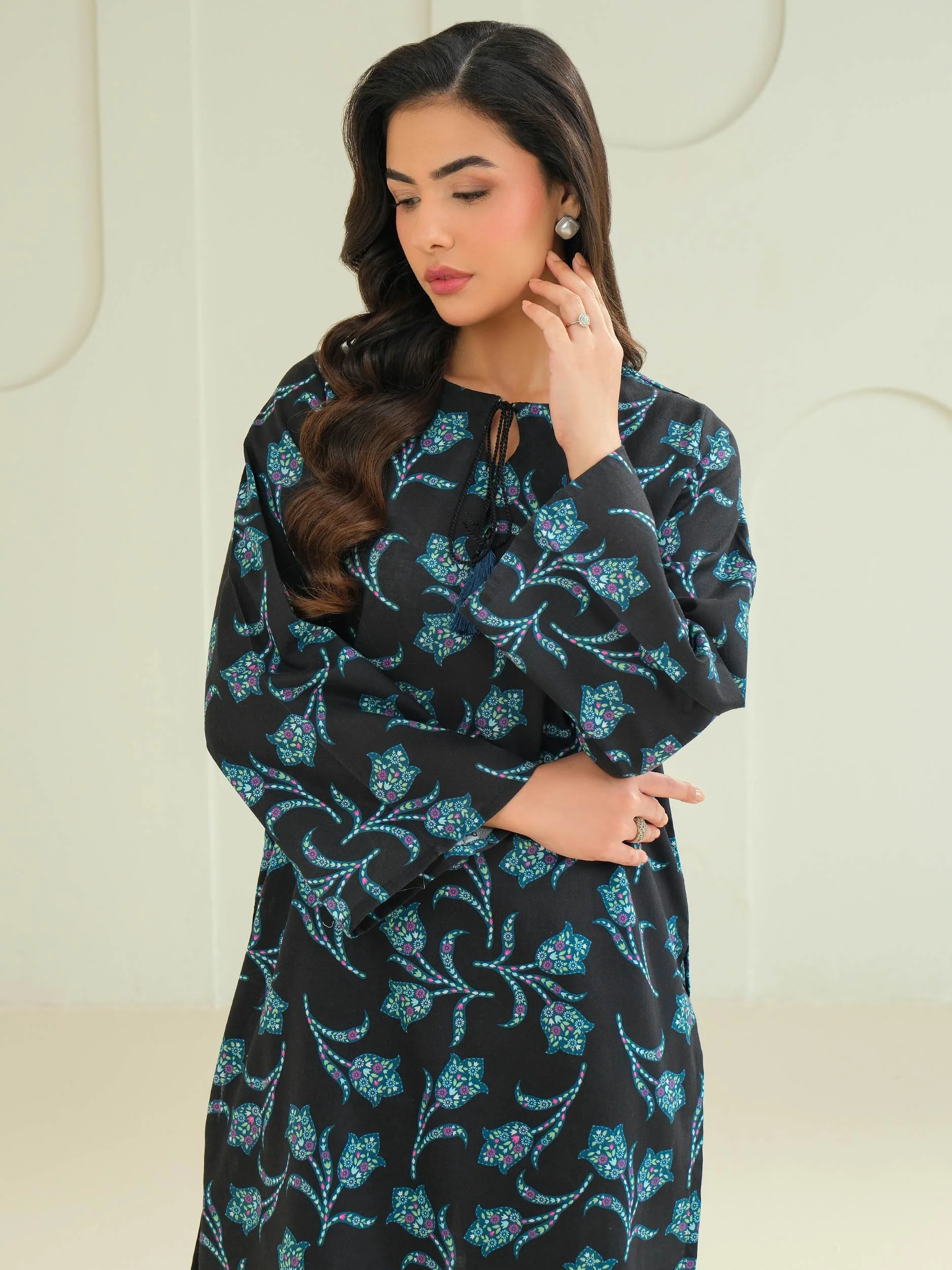Khaddar Shirt-Printed (Unstitched) - Image 6