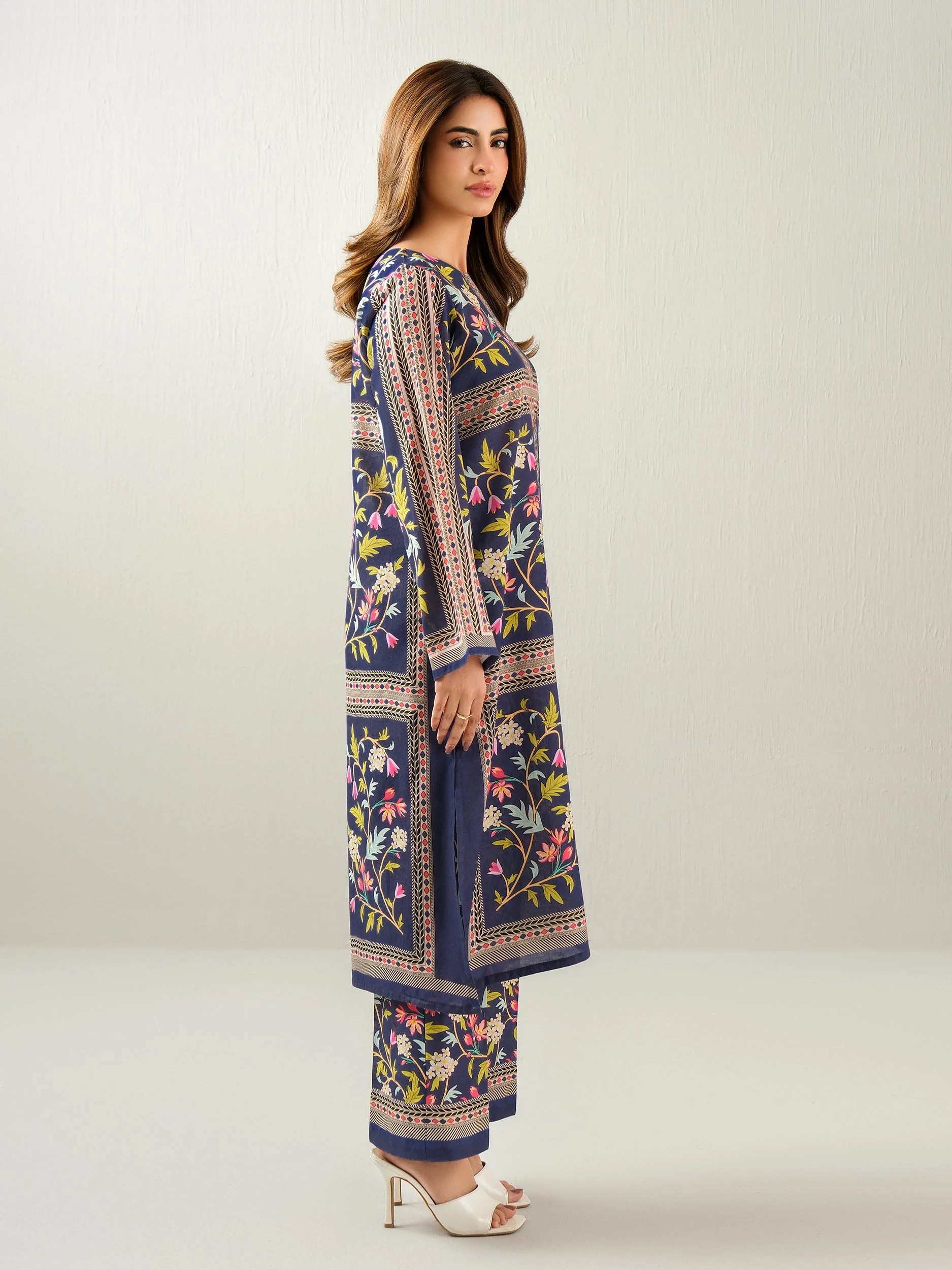 2 Piece Khaddar (Unstitched) - Image 2