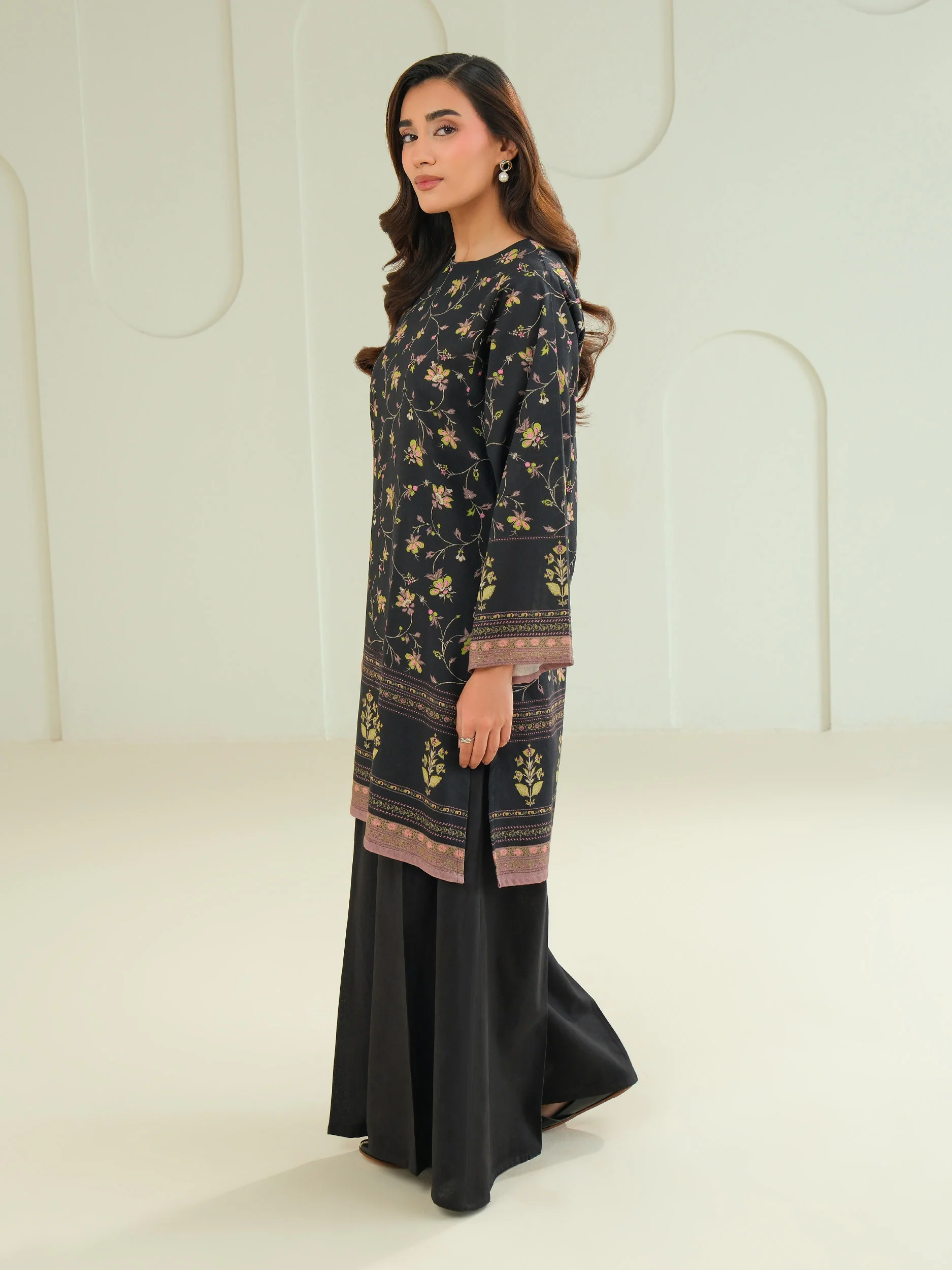 Khaddar Shirt-Printed (Unstitched) - Image 3
