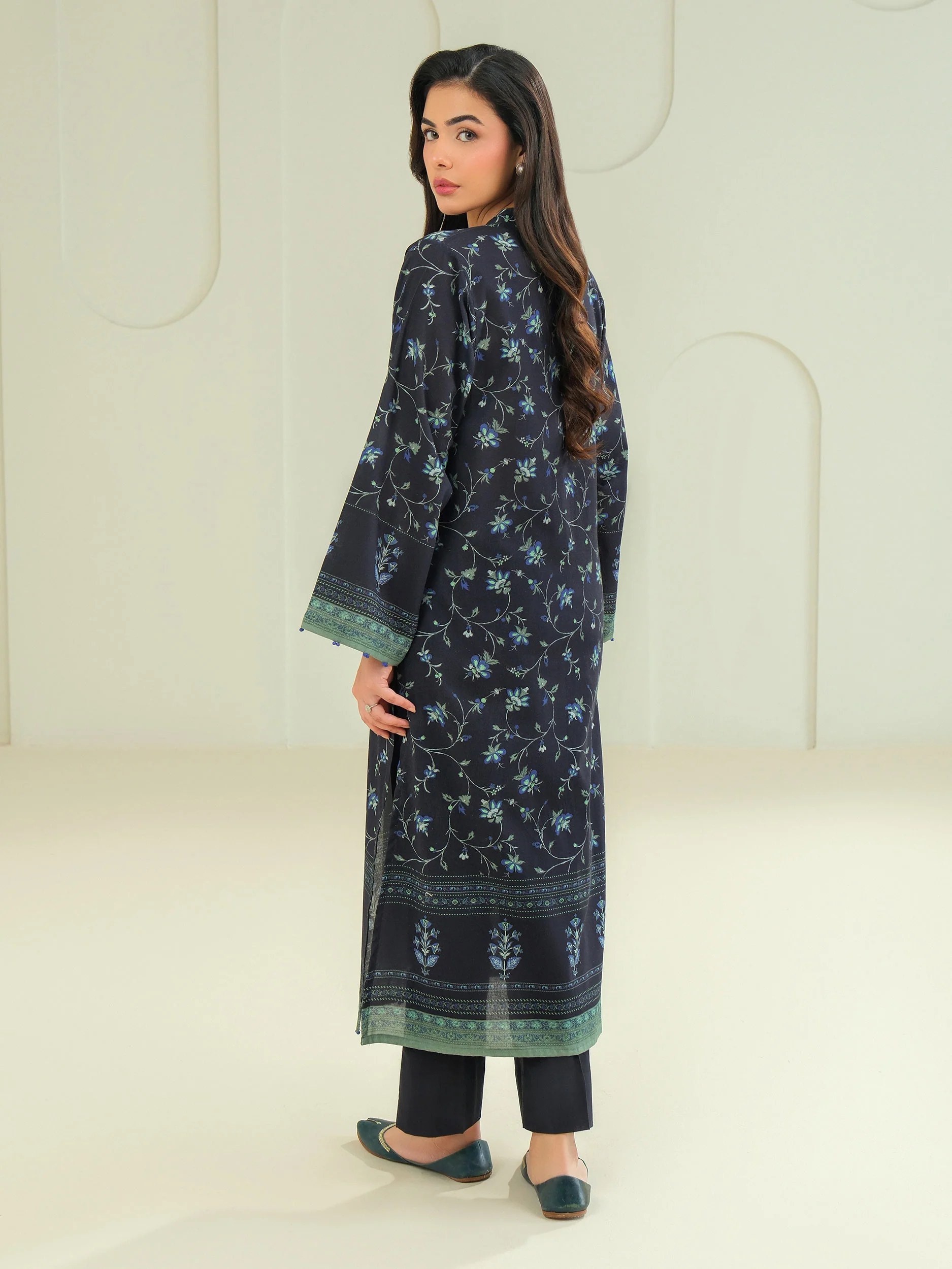 Khaddar Shirt-Printed (Unstitched) - Image 4