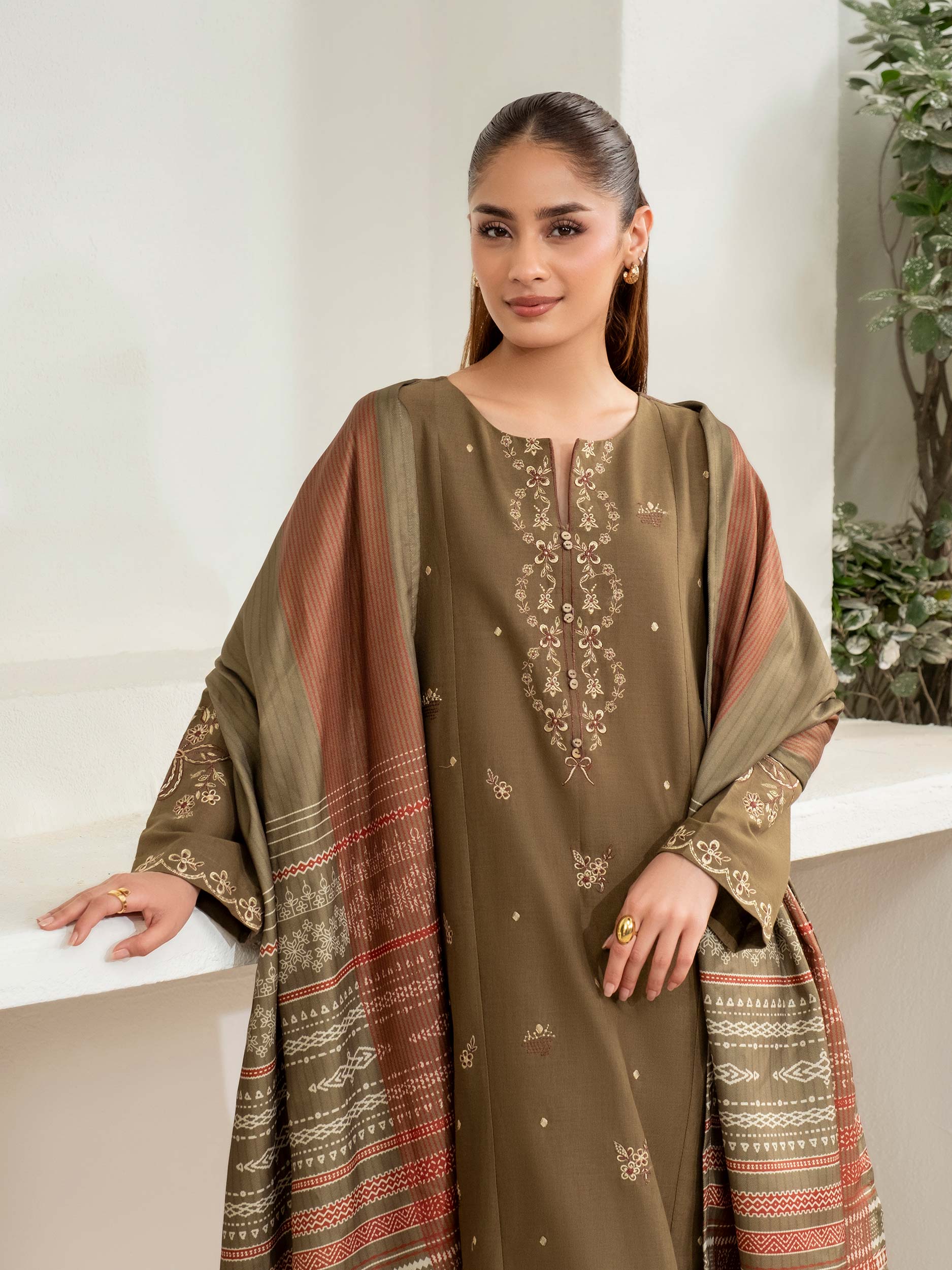 3 Piece Khaddar Suit-Embroidered (Unstitched) - Image 5