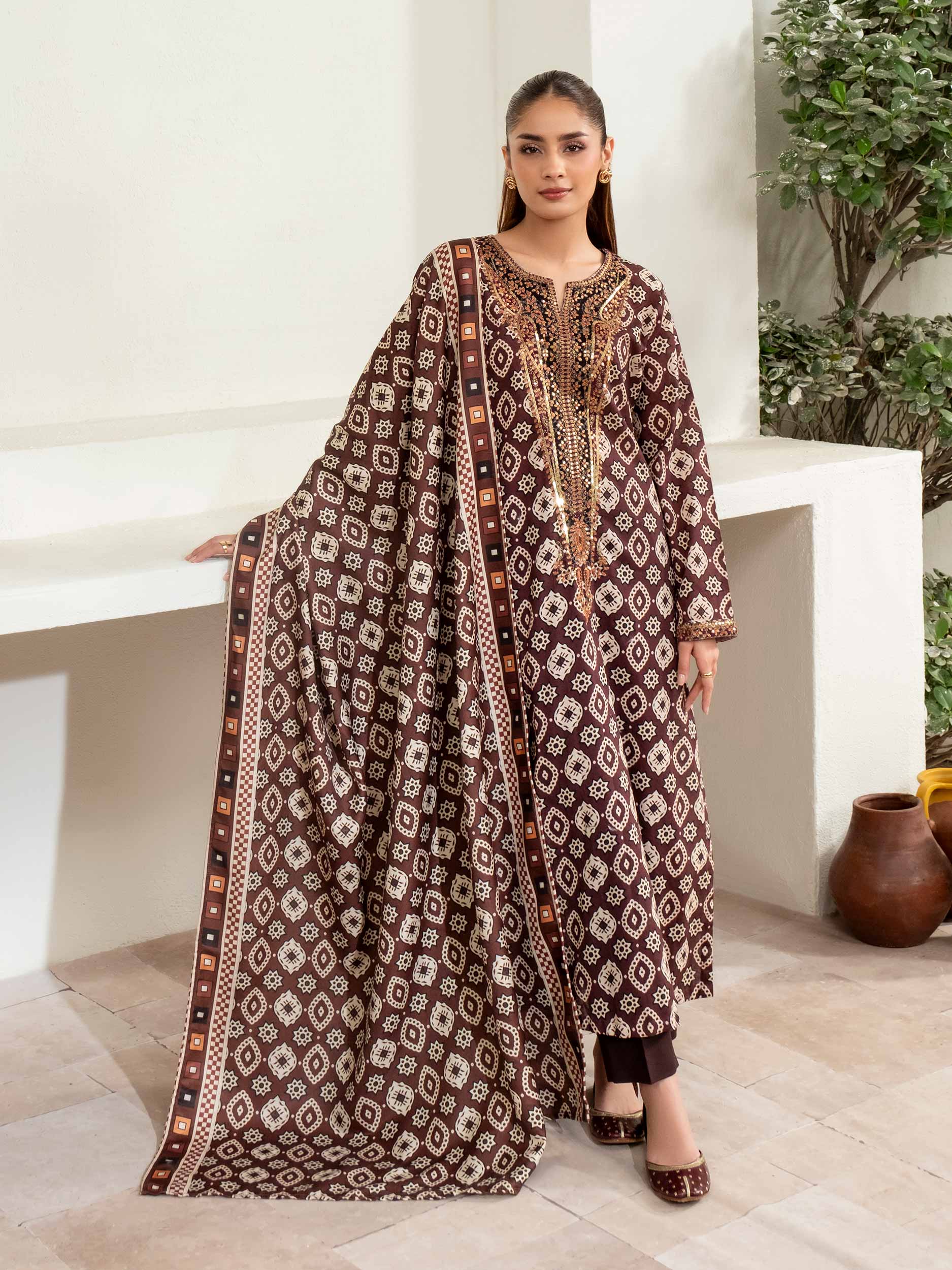 3 Piece Khaddar Suit-Embroidered (Unstitched) - Image 2