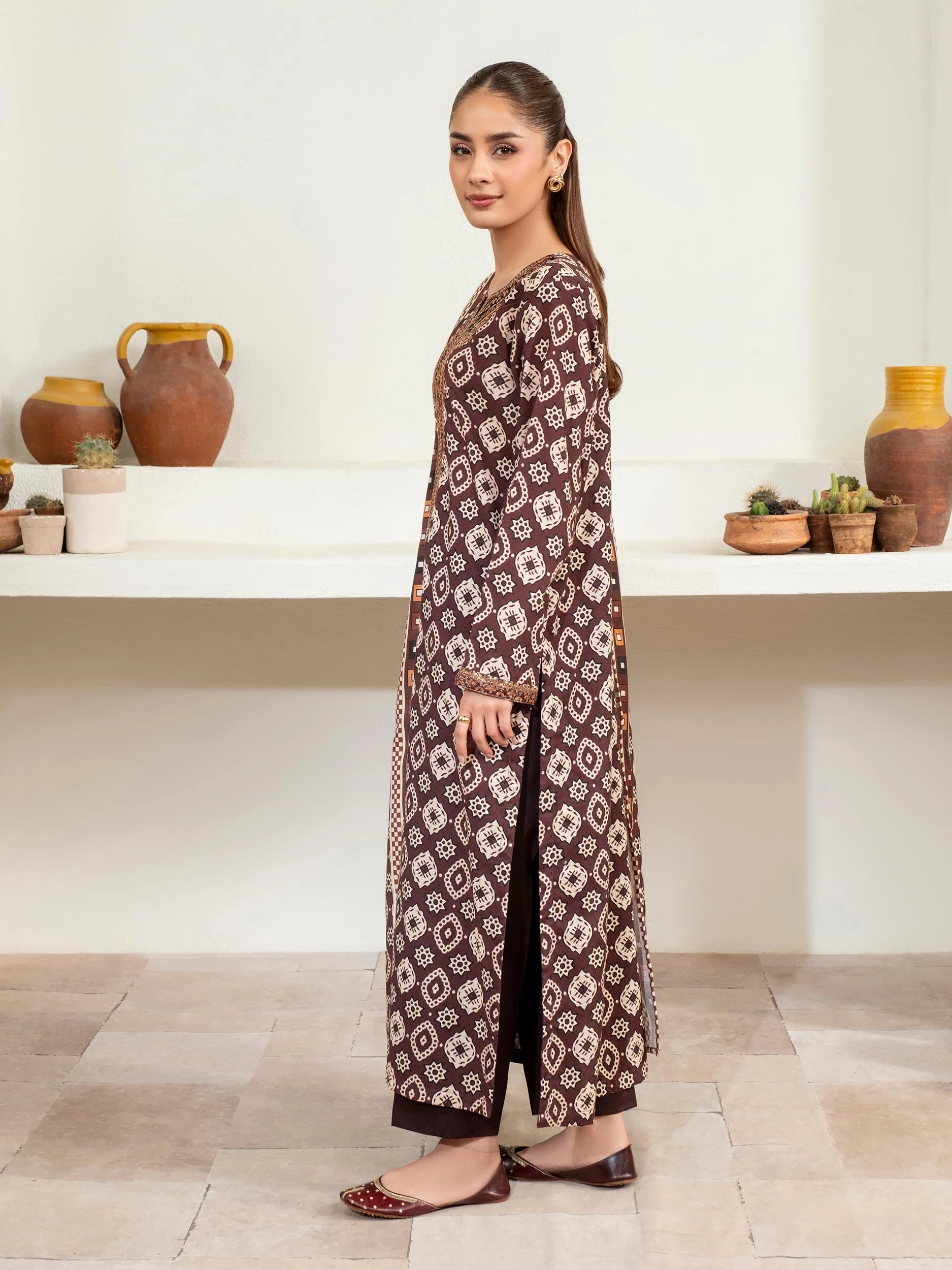 3 Piece Khaddar Suit-Embroidered (Unstitched) - Image 3