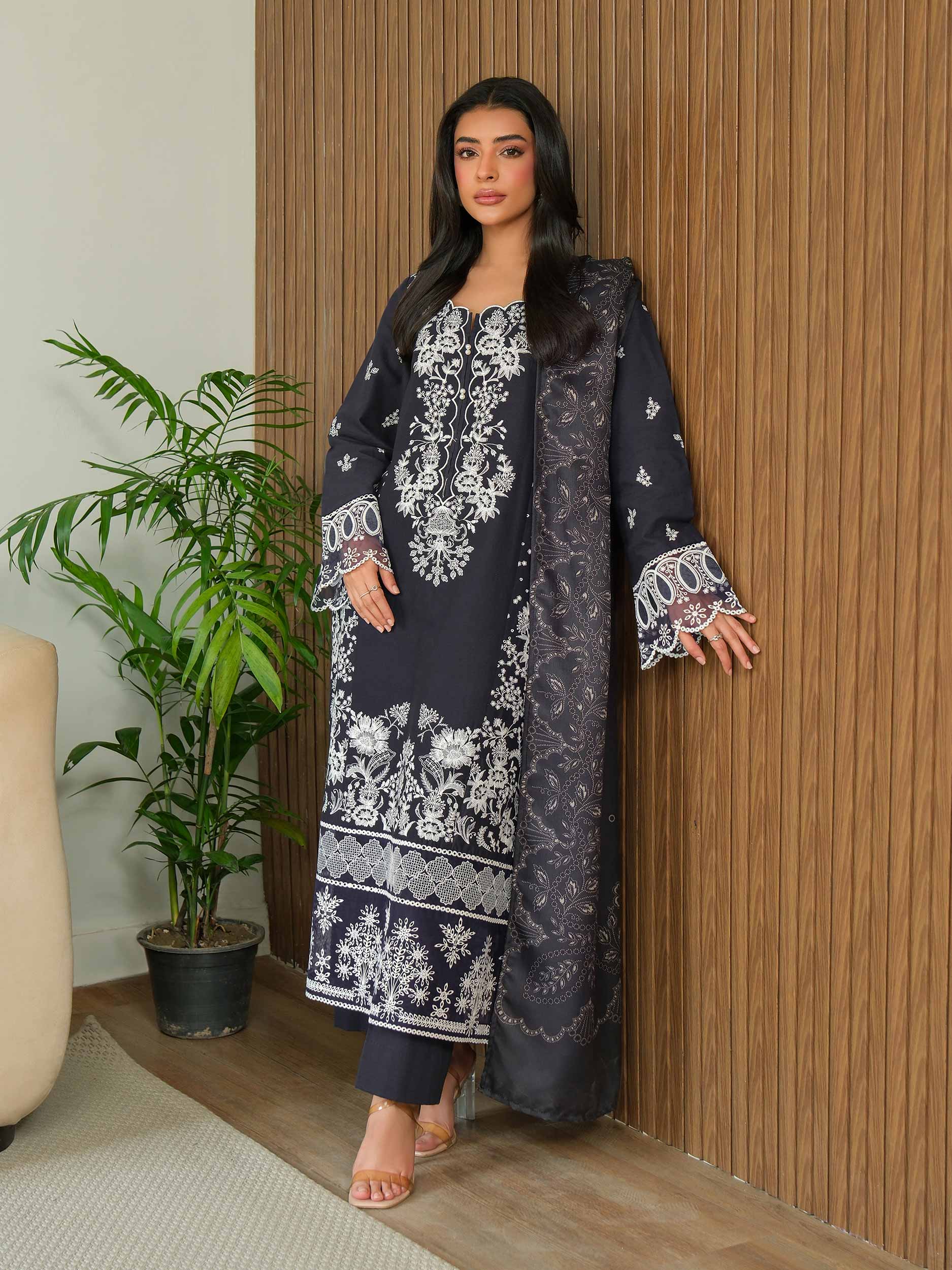 3 Piece Khaddar Suit-Embroidered (Unstitched) - Image 3