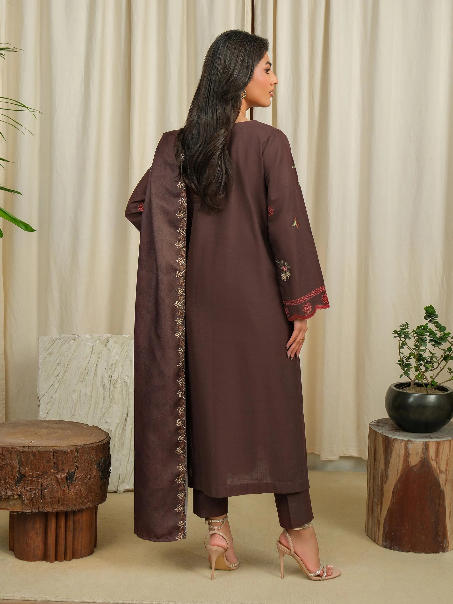 3 Piece Khaddar Suit-Embroidered (Unstitched) - Image 5