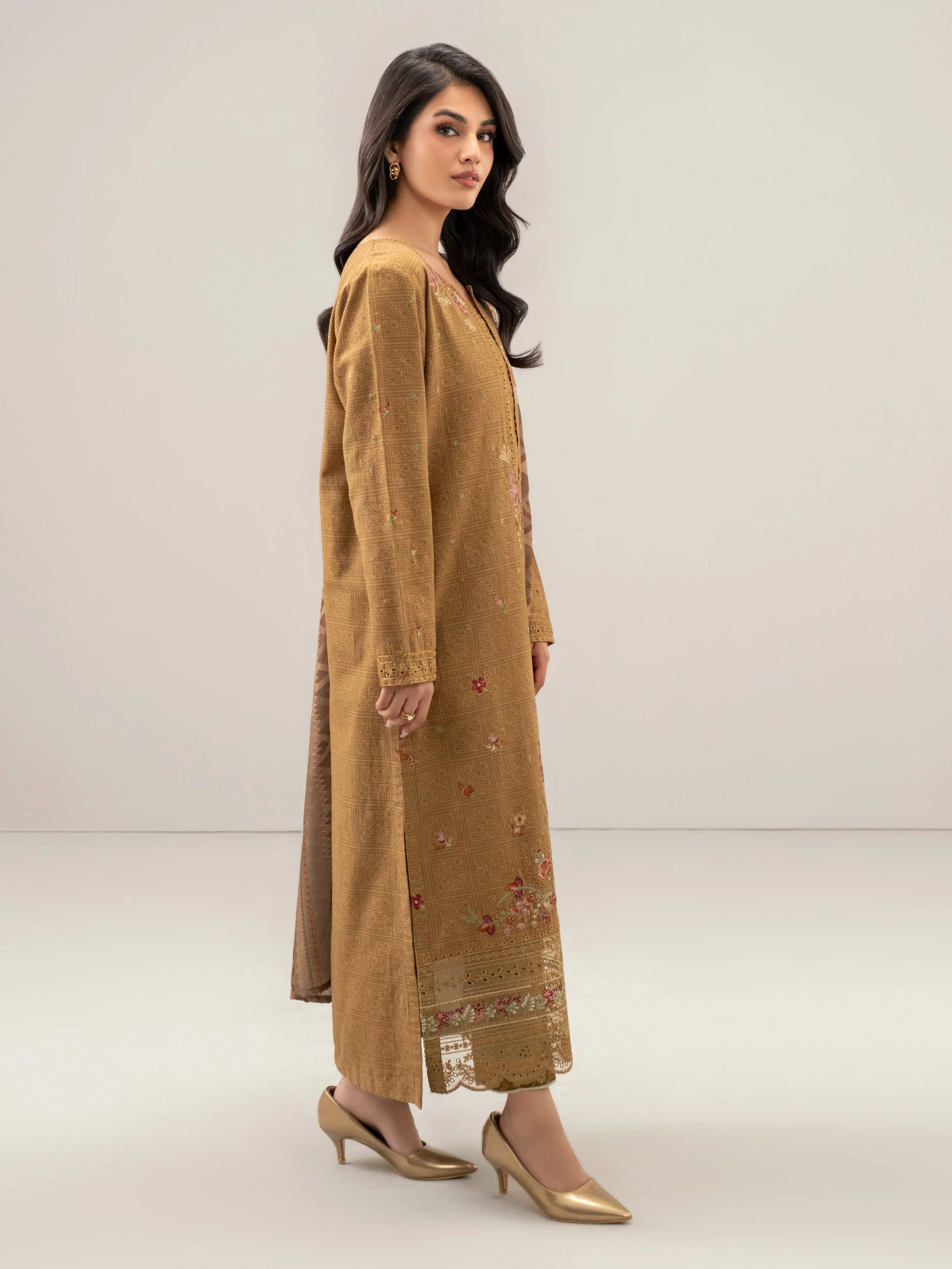 3 Piece Khaddar Suit-Embroidered (Unstitched) - Image 3