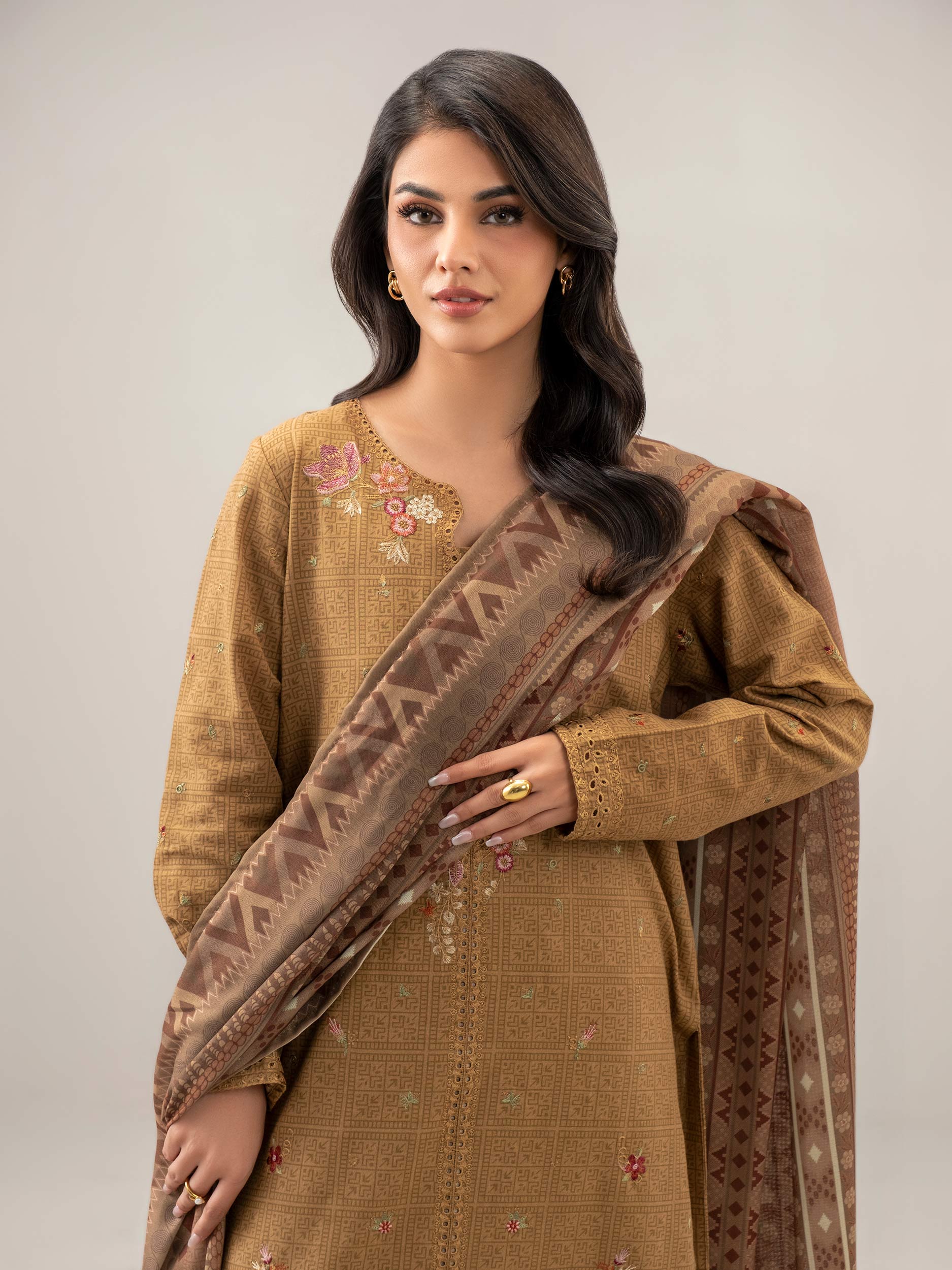 3 Piece Khaddar Suit-Embroidered (Unstitched) - Image 5