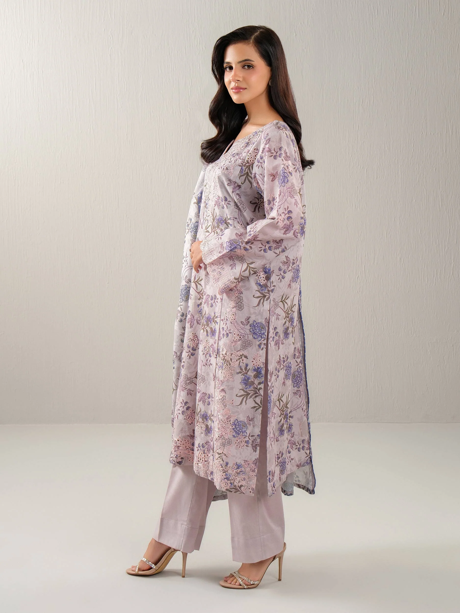 3 Piece Khaddar Suit-Embroidered (Unstitched) - Image 2